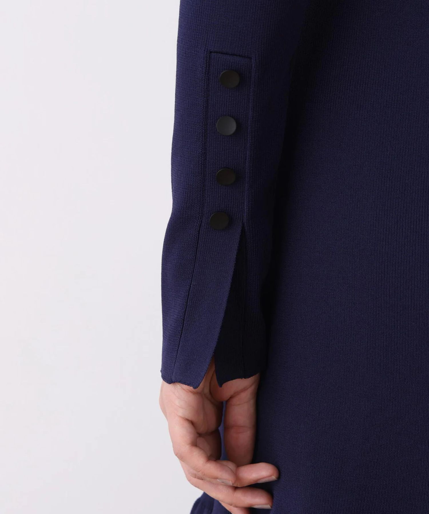 ボートネックマーメイドニットワンピース(ネイビー)ポリエステル / ストレッチあり / 裏地無し / 袖口スリットあり / 0316147219