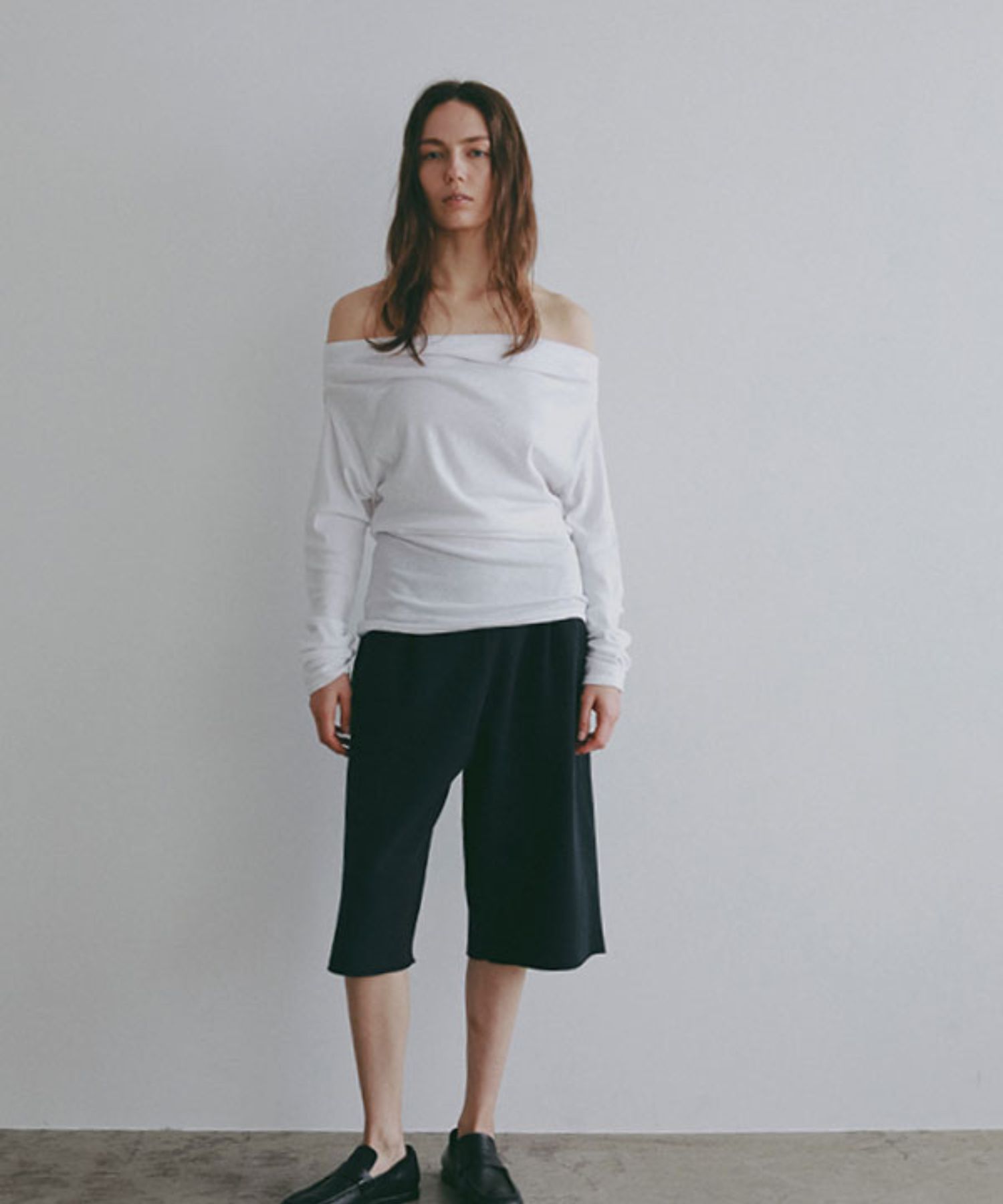 ワンショルダードレーププルオーバー(ホワイト) 綿 / ウォッシャブル / 手洗い可 / 1226212079