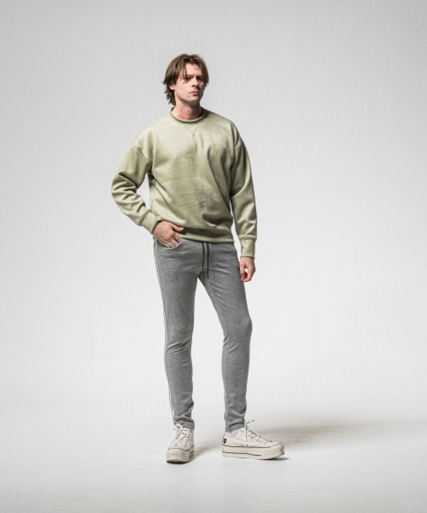 suede drop trainer ( KHAKI ) ポリエステル / スウェードジャージ / ストレッチ素材 / オーバーシルエット /RC38-C-005
