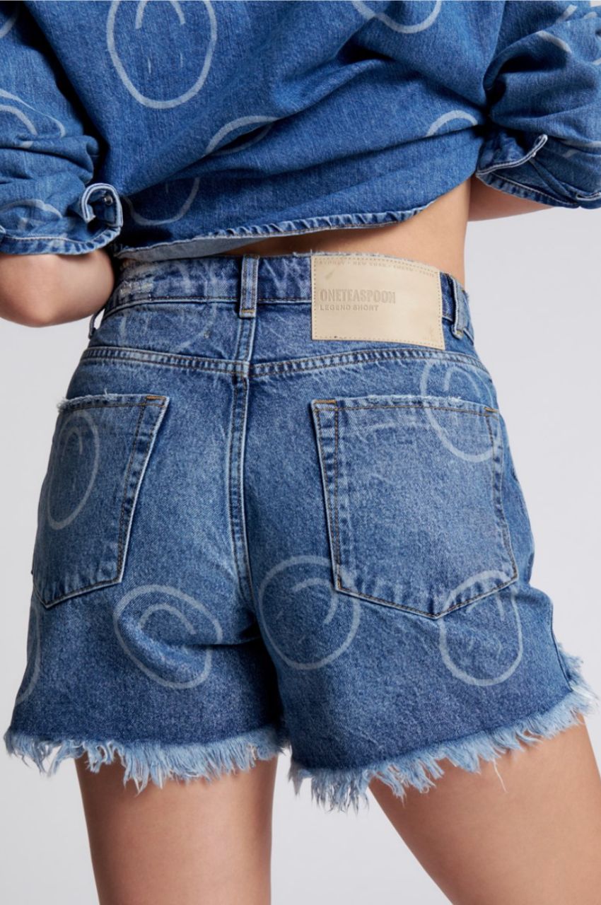 ALL SMILES LEGEND HIGH WAIST MOM FIT SHORT/オールスマイルレジェンドハイウエストママフィットショート