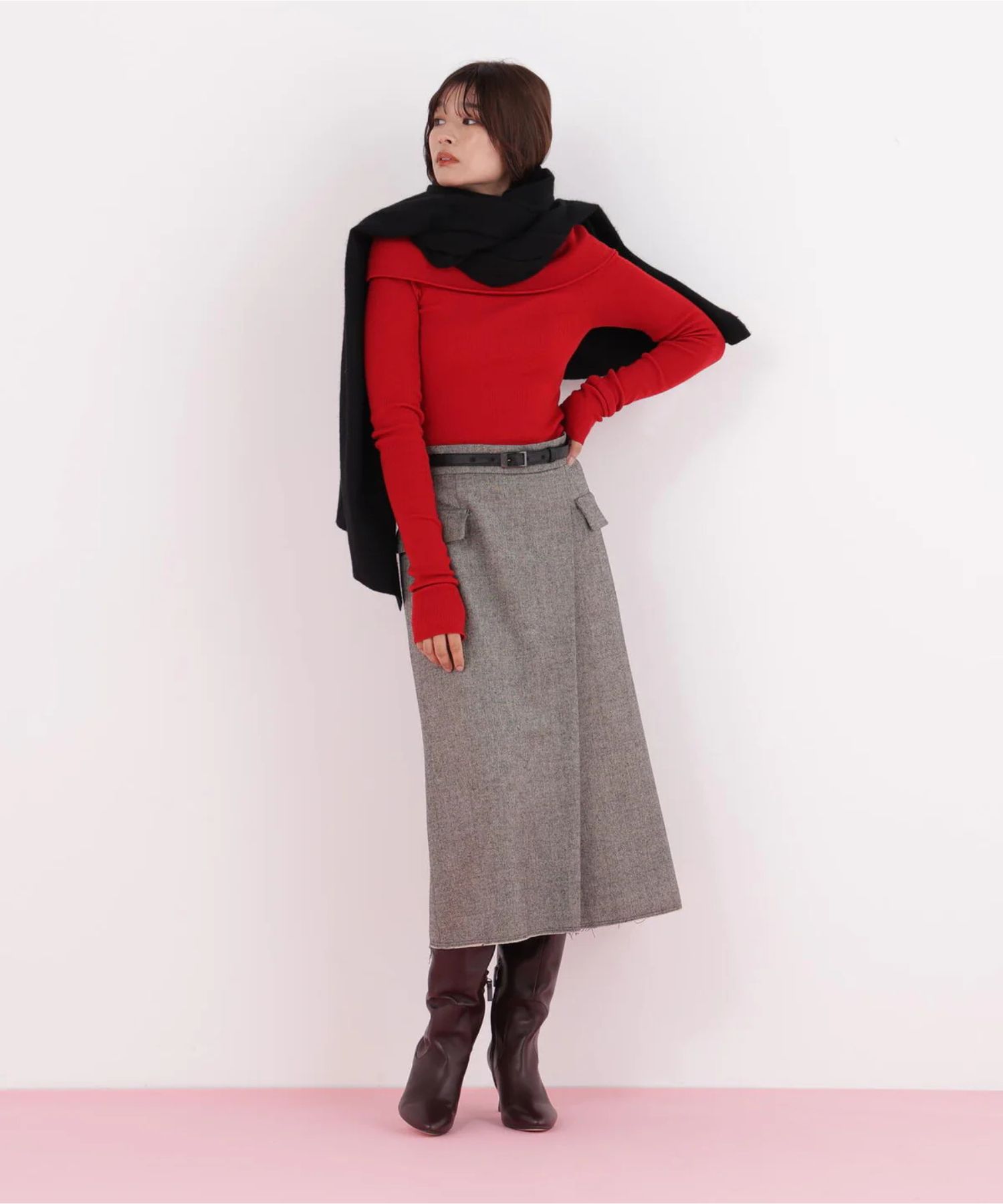 クラシカルツイードレザーベルト付きスカート(ブラック)毛 / 裏地あり / 合皮ベルト付き / 脇ファスナー / 0315220121