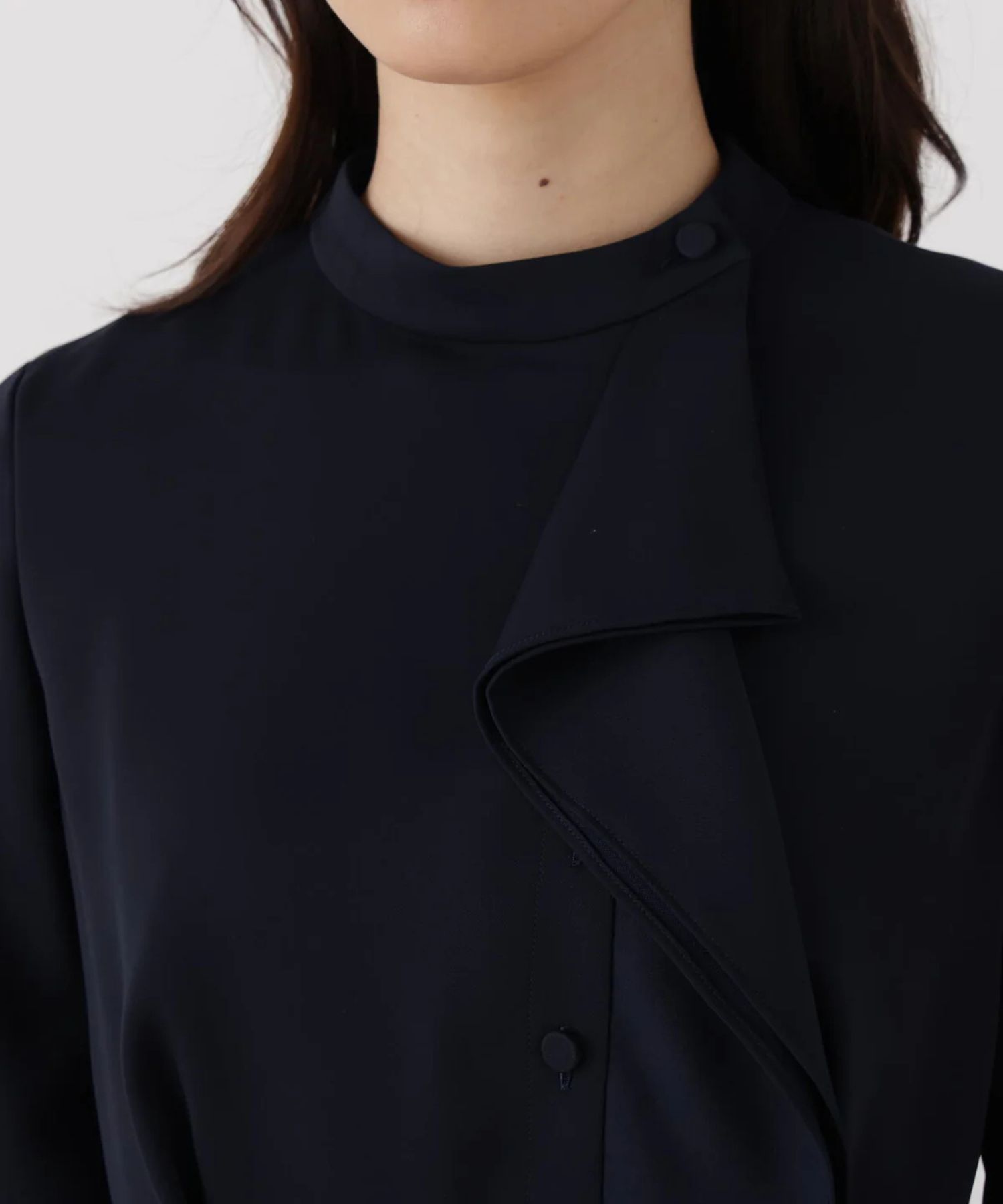 スタンドラッフルマーメイドワンピース(ネイビー)ストレッチ無し / 身頃、スカートに裏地付き / 後ファスナー / ふくらはぎ真ん中くらい丈 / 0316140129