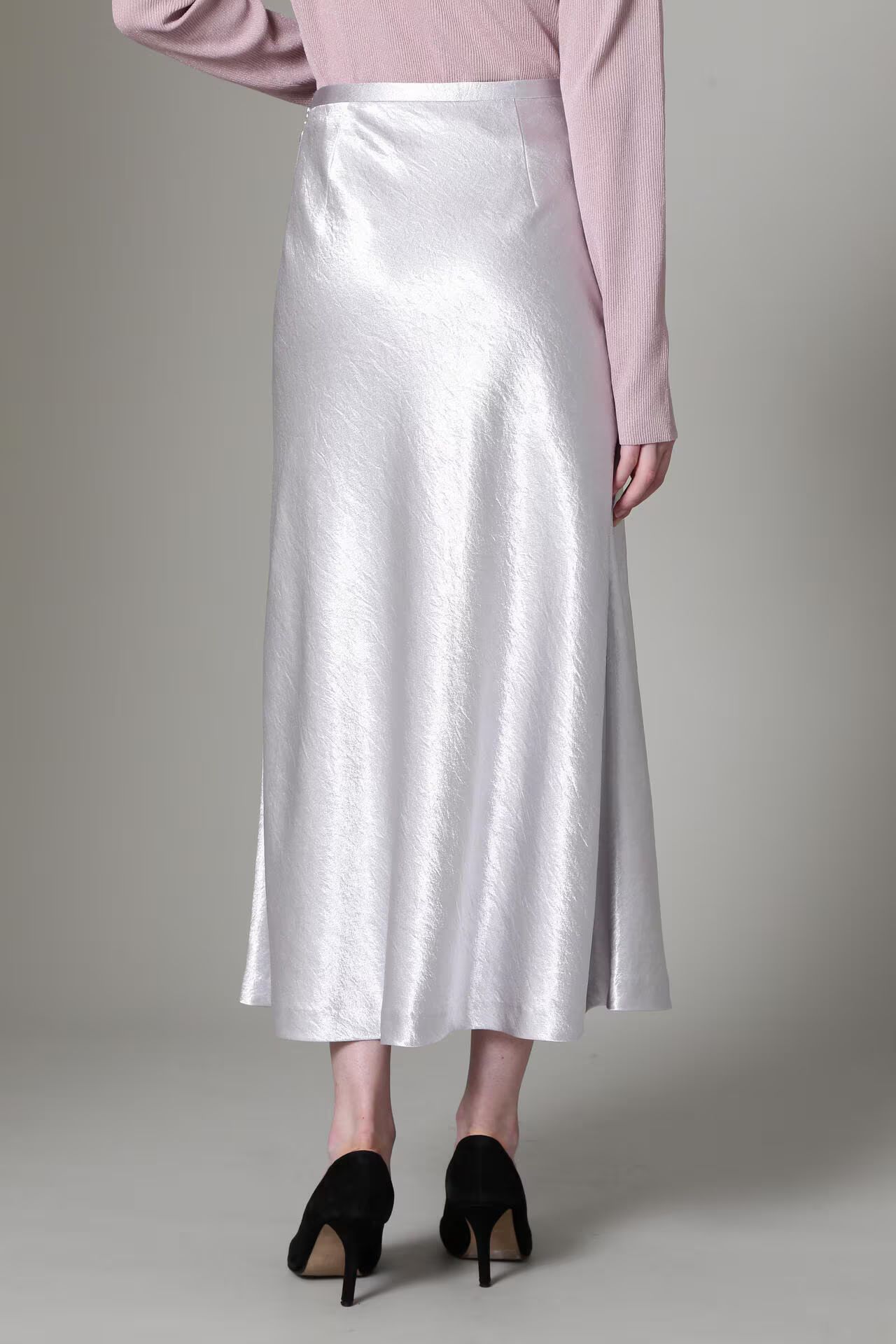 [URBAN PRECIOUS] サテンマーメイドスカート (シルバー) / ポリエステル 100% / ストレッチ / 0315120115