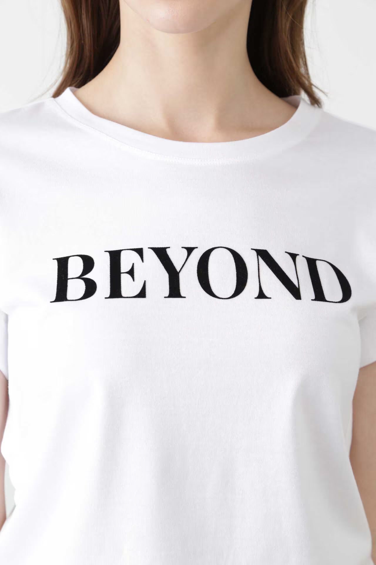 フレンチスリーブロゴTシャツ（ホワイト）綿100% / ストレッチ / ウォッシャブル / 日本製