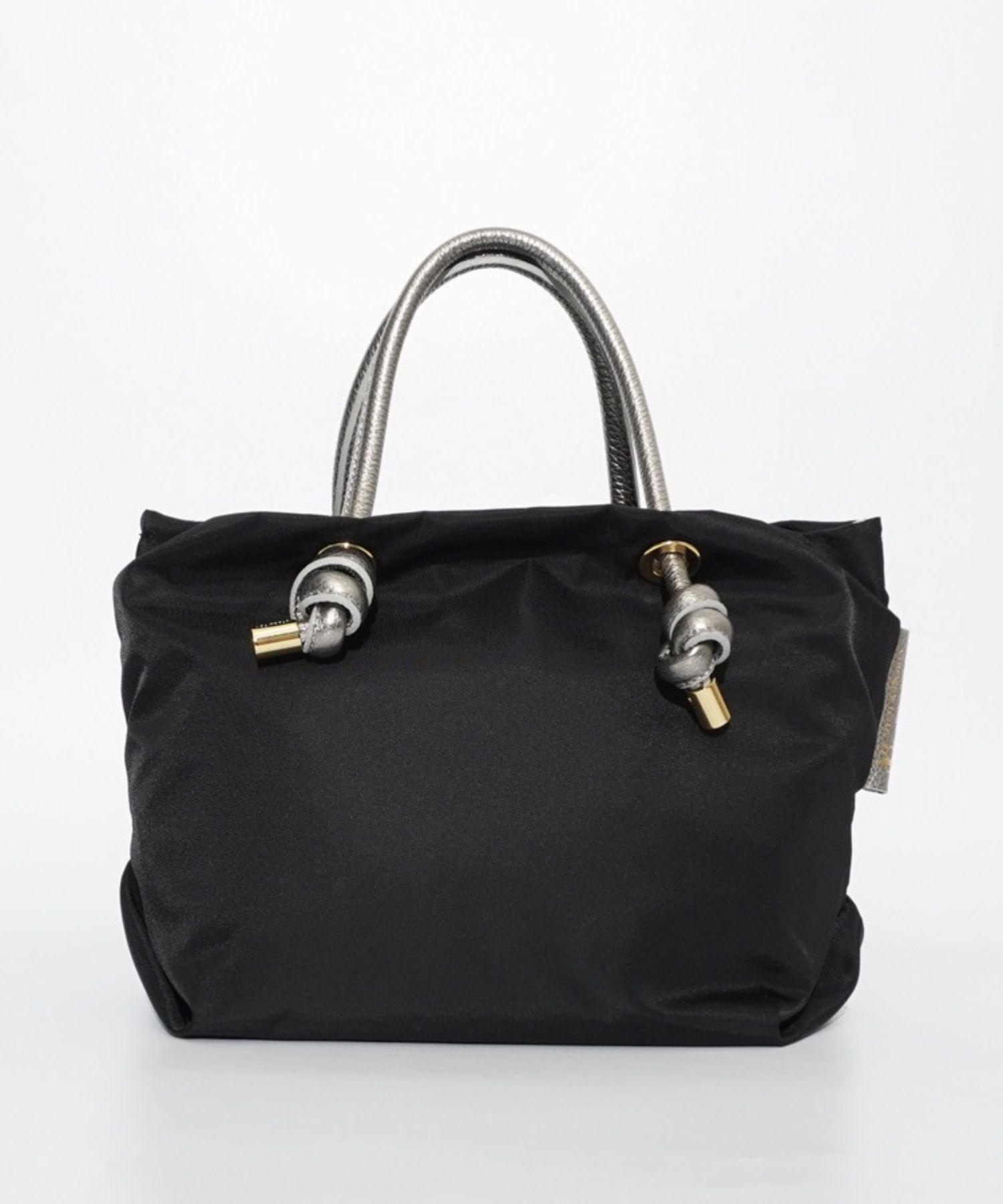 BIANCA / Black × Silver /  V-2224 / ビアンカ / ノットハンドルナイロントート / Sサイズ（ブラック×シルバー）ナイロン / 牛床革（Italian leather）/ 2WAY / ショルダーストラップ付き / V-2224