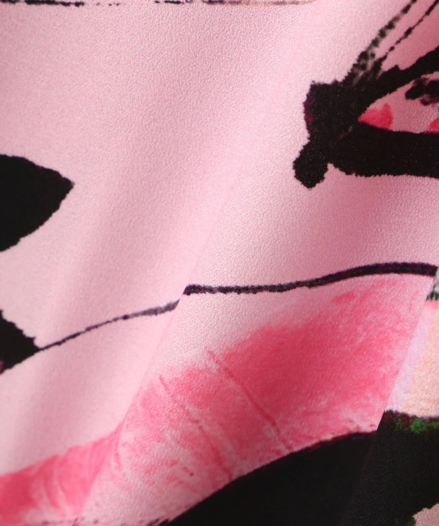 フラワープリントギャザーブラウス(ピンク系)ポリエステル / ストレッチ性無し / 裏無し / 後ろボタンあきありのかぶり / 0316110120