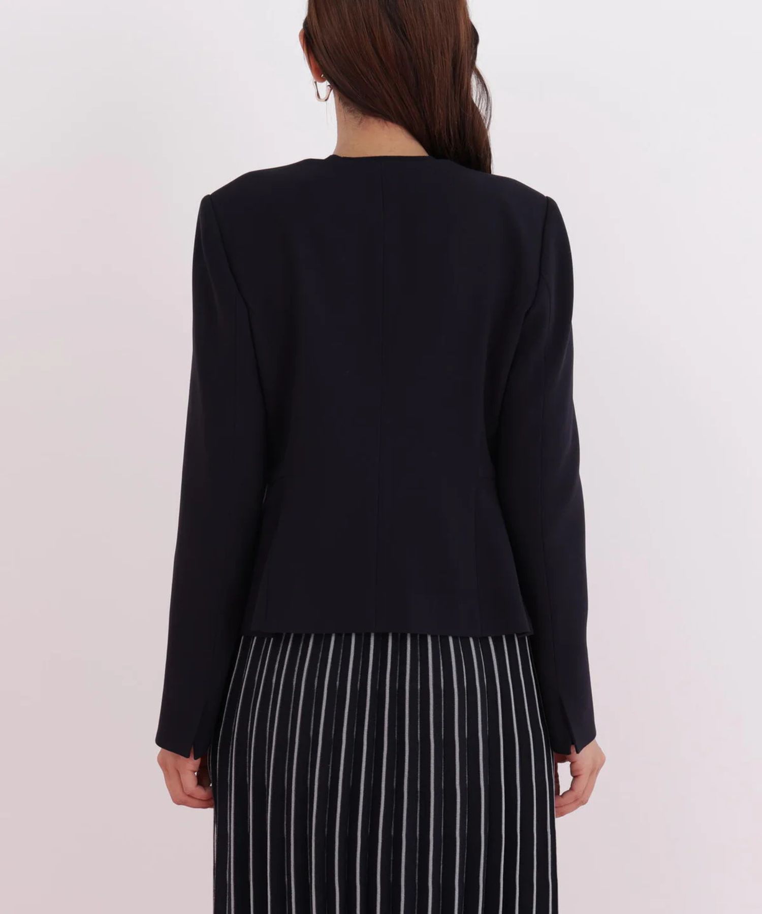 キーネックペプラムジャケット (ネイビー)アセテート / ストレッチなし / 裏地付き / 前ホックあき / 肩パットあり / 0316150112