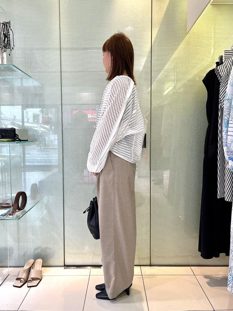 #【MIESROHE × FRAY I.D】白メッシュブラウスをベージュパンツでかっこよく✨