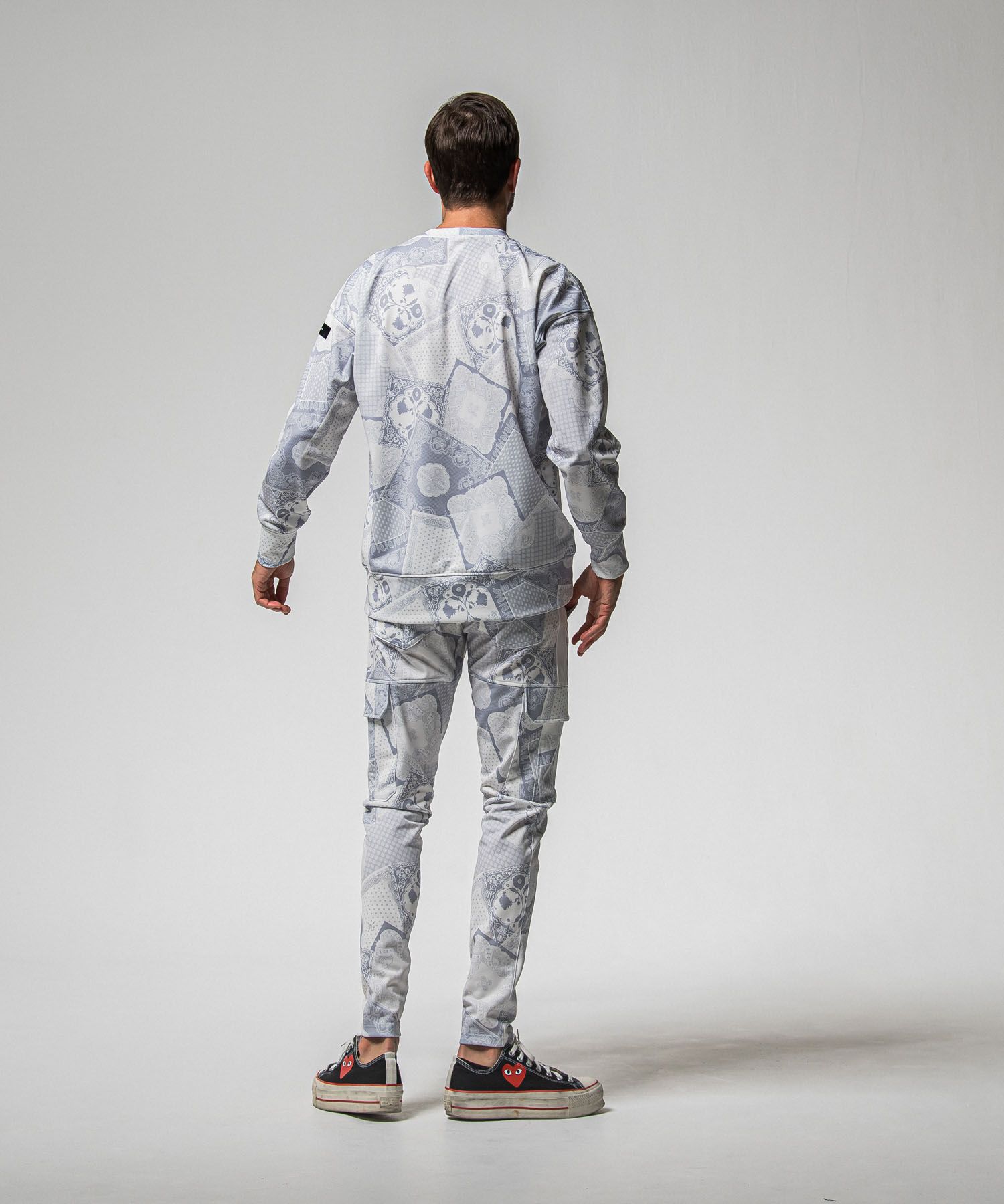 paisley back fleece drop trainer ( GREY) ポリエステル / ペイズリー柄 / 裏起毛 / ストレッチ / RC38-C-008