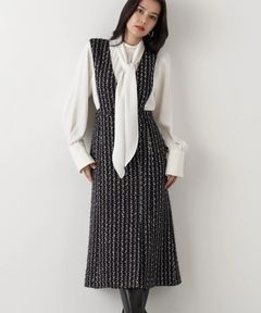 リープツイードジャンパースカート(ネイビー)毛 / ストレッチ無し / 前ボタンあき / ポケットあり / 裏地あり / 前裾ベンツあきあり / ふくらはぎ下くらいの丈 / 0315240009