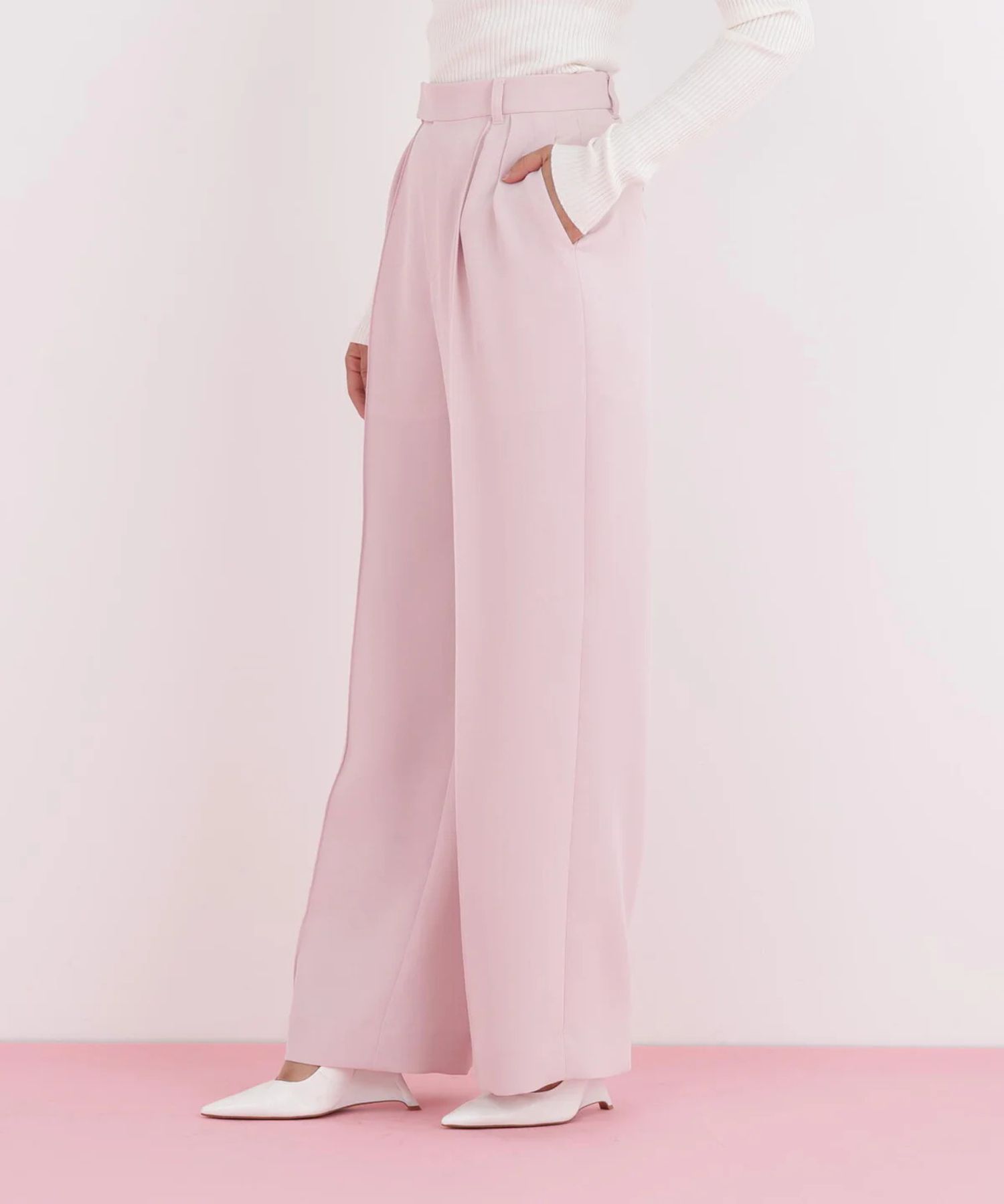 センターシームパンツ(フラミンゴピンク)ポリエステル/ ウエストゴム / 脚長効果 / ハイウエスト / ストレッチなし / 前ファスナーあき / 0316130104