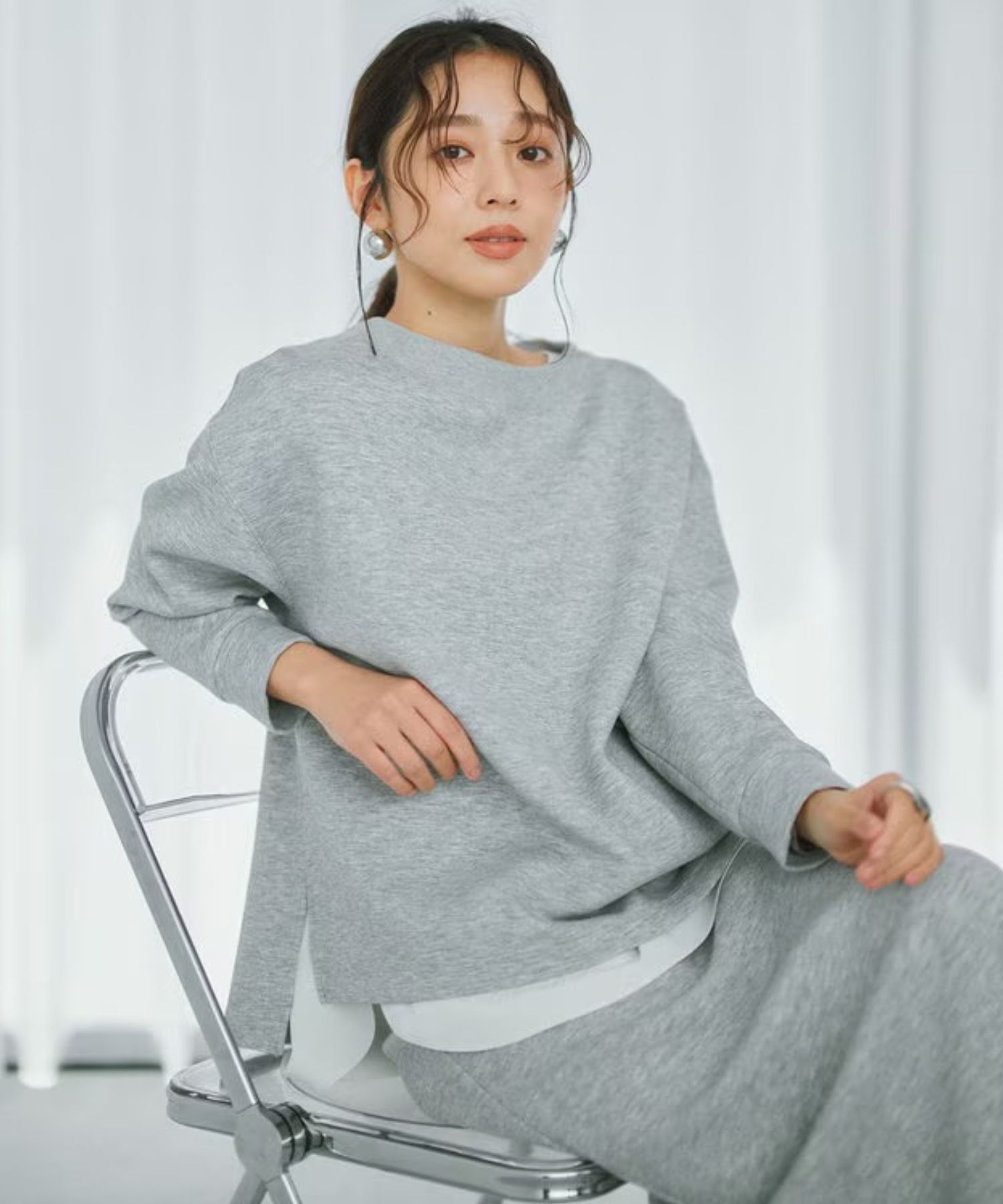 BEAUTY FORM JERSEY サイドスリットプルオーバー(グレー) ポリエステル / ウォッシャブル / 軽量 / ストレッチ / シワになりにくい / UVカット / 吸水速乾 / KKUMLW0361