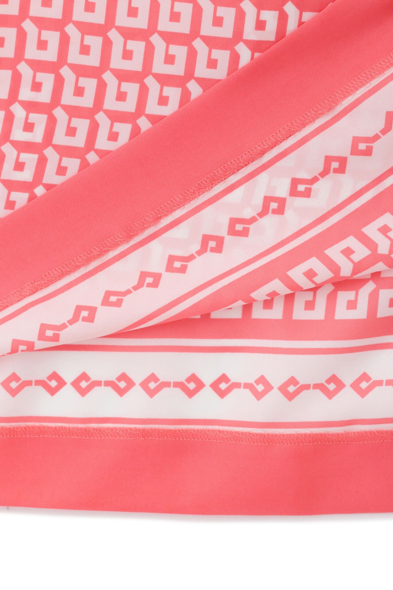 [URBAN PRECIOUS] ジオメトリックプリントワンピース (ピンク) / ポリエステル 100% / 裏地付き / 共布リボン付 / 0315140111