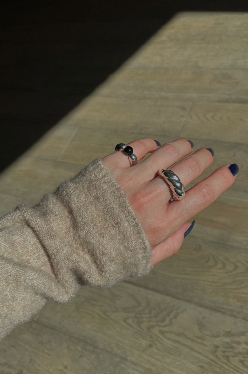 Lunar phase Thick Ring（pinky）2102006 Silver / ピンキーリング（シルバー）シルバー925 / シルバー1000コーティング / 専用箱付き / ギャランティーカード付き / 日本製 / ブラックオニキス【正規販売店】