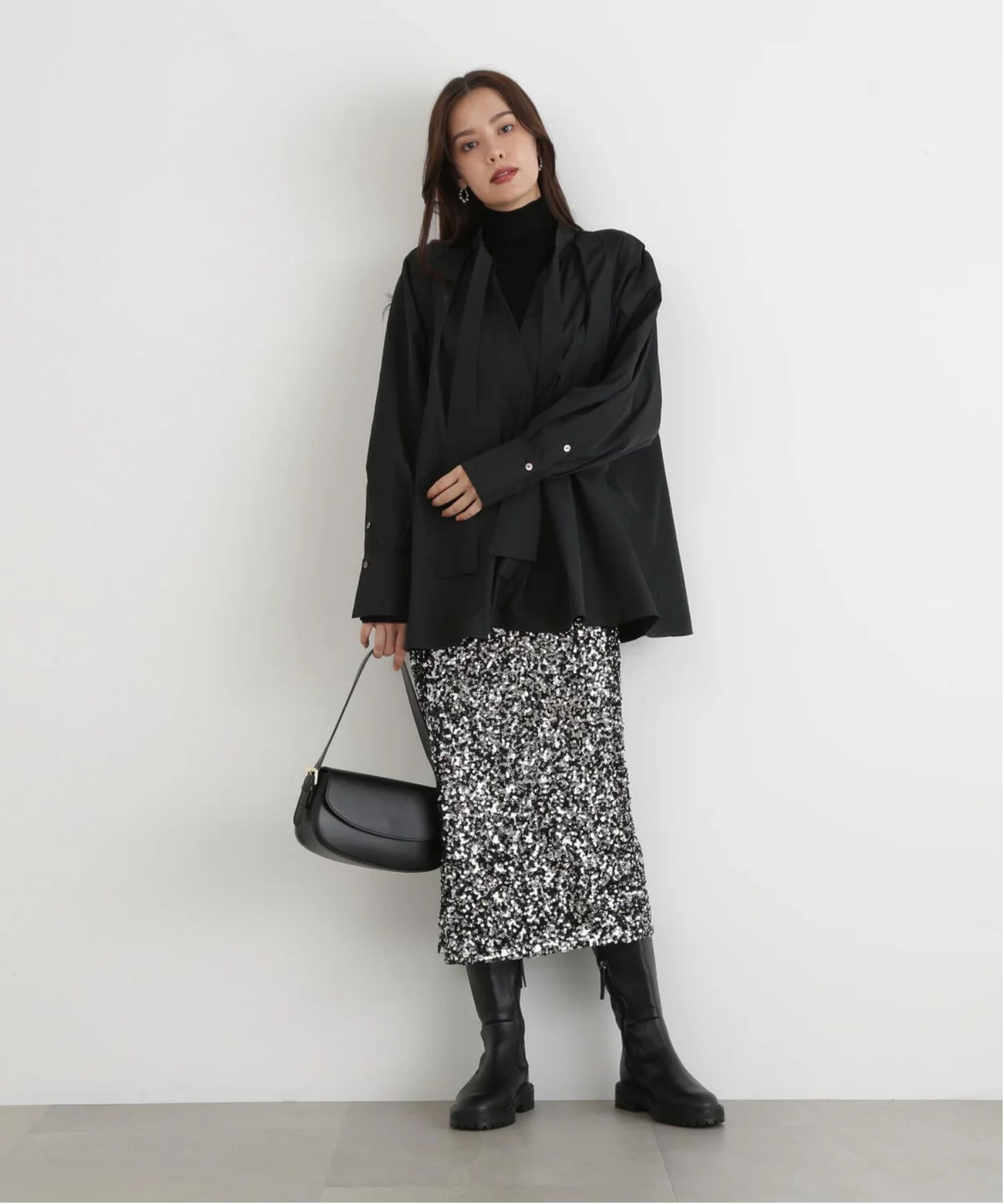 スパンコールスカート(シルバー)ポリエステル / ウエストゴム / ストレッチあり / 0315220109