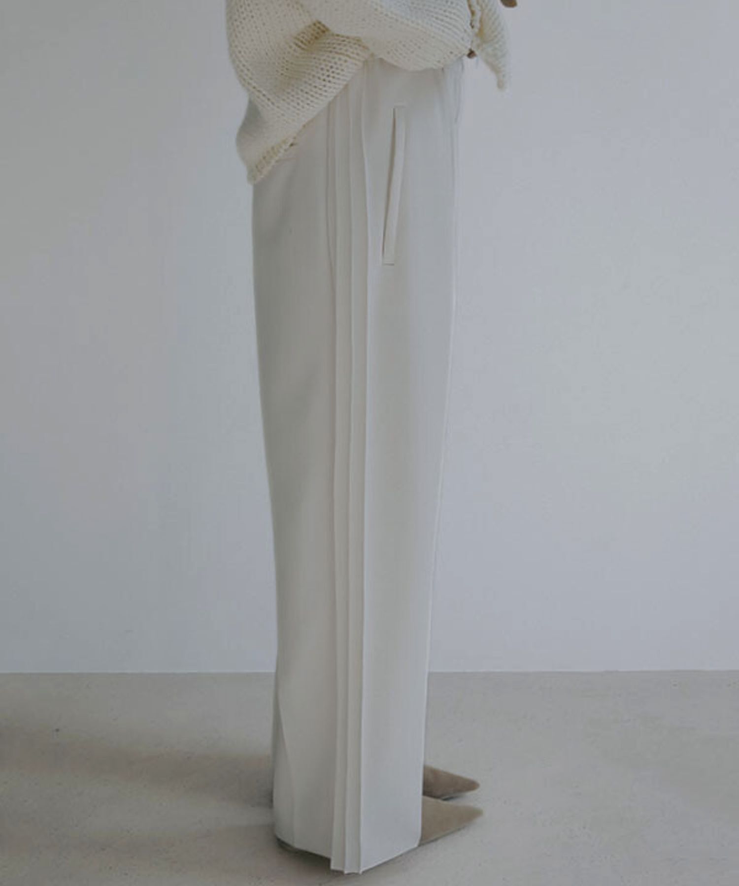 サイドピンタックラインリラクシーパンツ ( OFF WHITE ) ポリエステル / ウエストゴム  / シーズンレス / 手洗可 / 1226120015