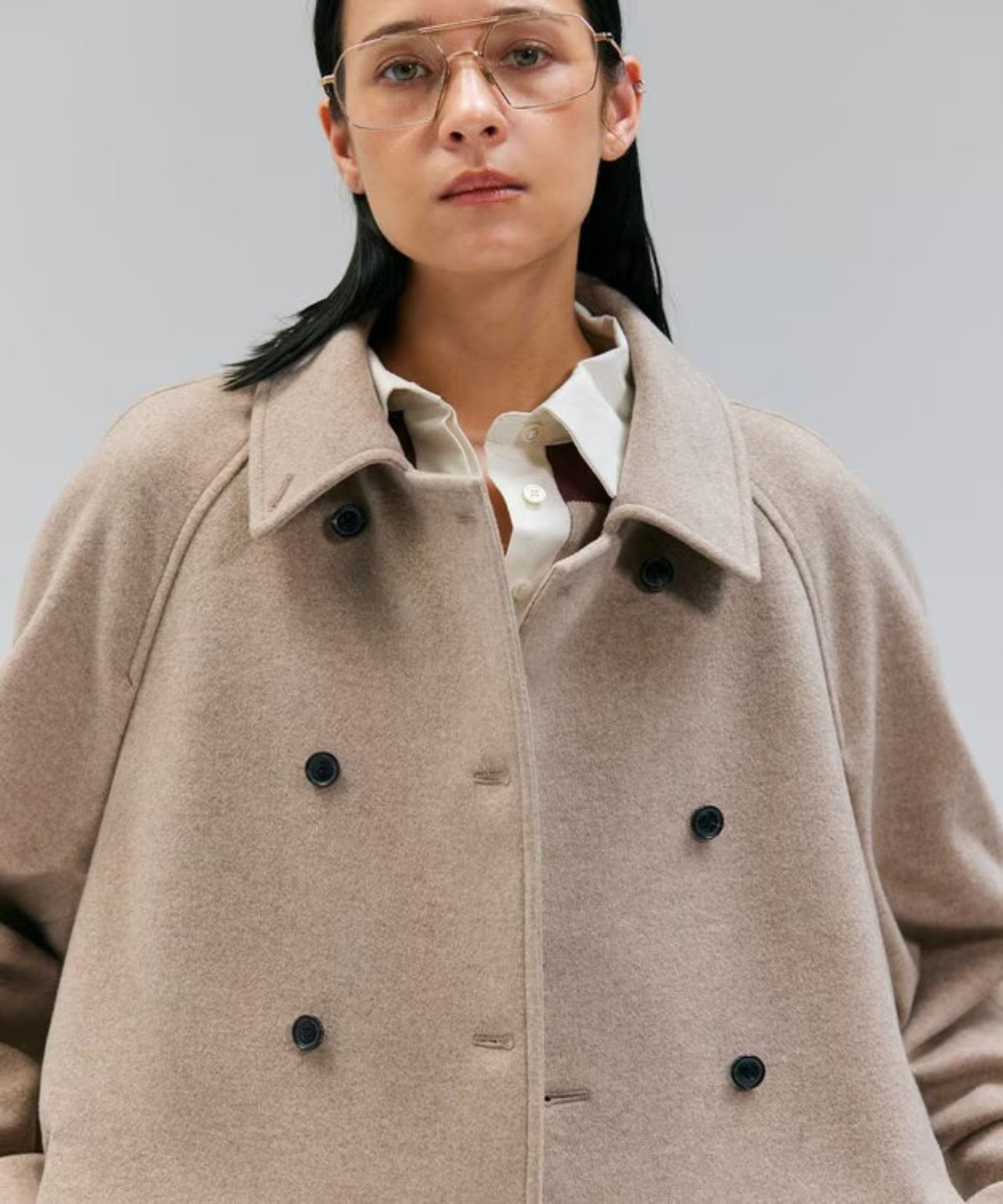 LABBOCK / ウール混ラグランステンカラーコート ( Taupe ) ウール / ダブルボタン / ラグランスリーブ / 膝下丈 / 裏地有り / COCWGW0401