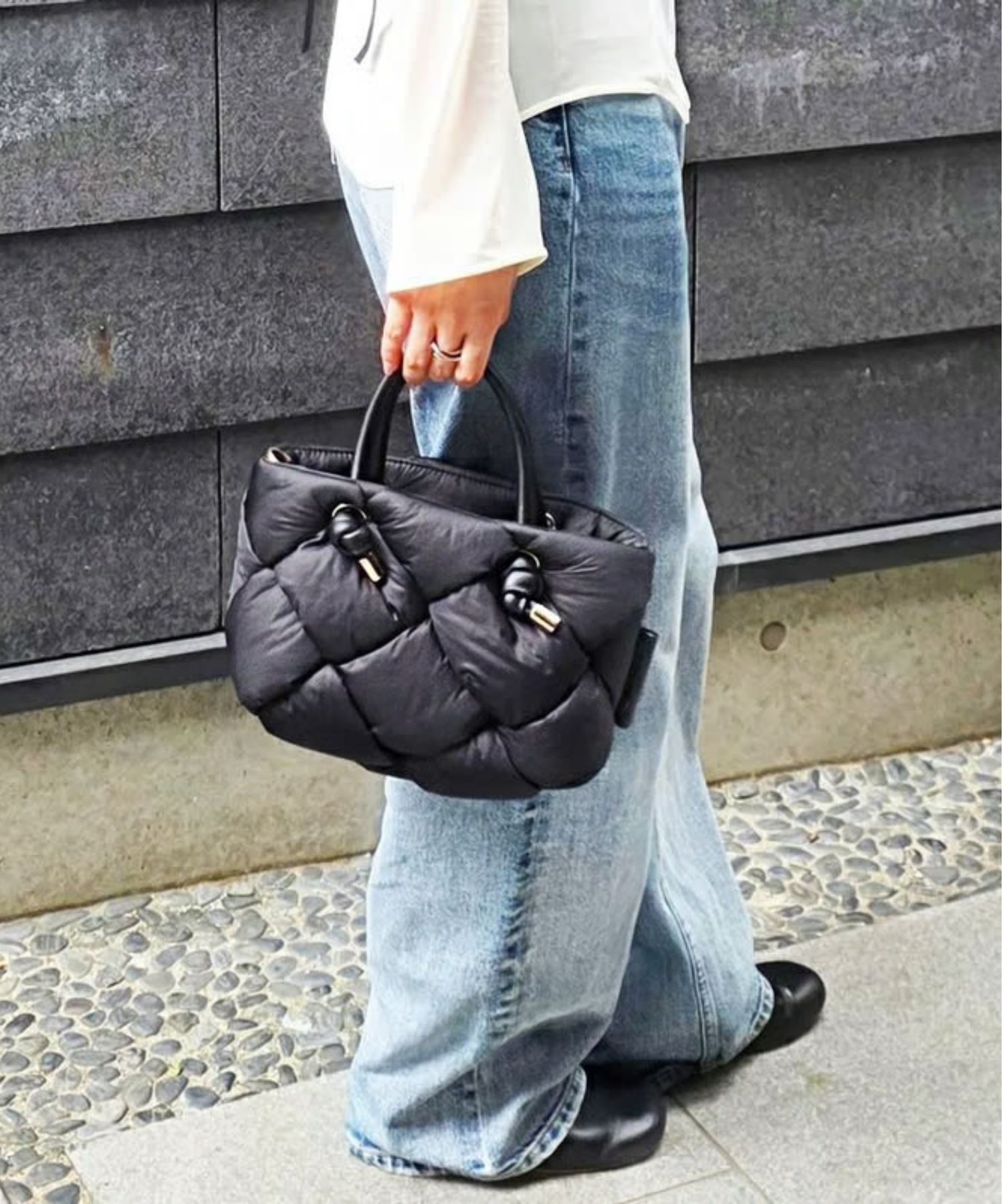 ナイロンボンディングノットハンドル トートバッグ (BLACK) ナイロン / ショルダーストラップ付き/ 2WAY仕様 / ファスナー開閉 / V-8948