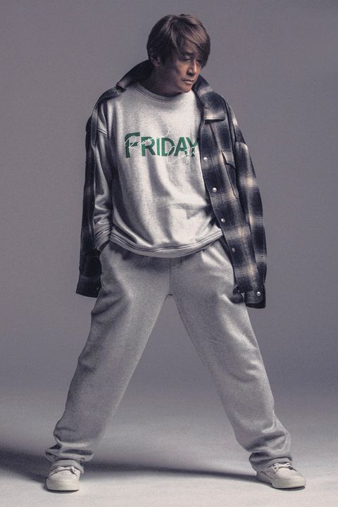 RESOUND CLOTHINGの防寒性の高い裏起毛素材のオーバーサイズトレーナー、男女ともに今おすすめのアイテムなどをご紹介いたします！