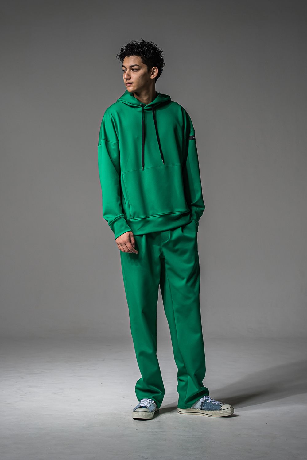 BACK ID LOOSE HOODIE / バックロゴ ルーズフーディー
