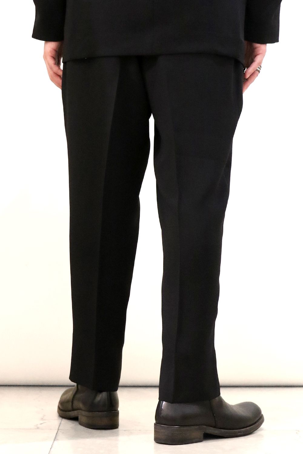 MELANGE TWILL SHIRRING TROUSERS / メランジ ツイル シャーリング トラウザーズ