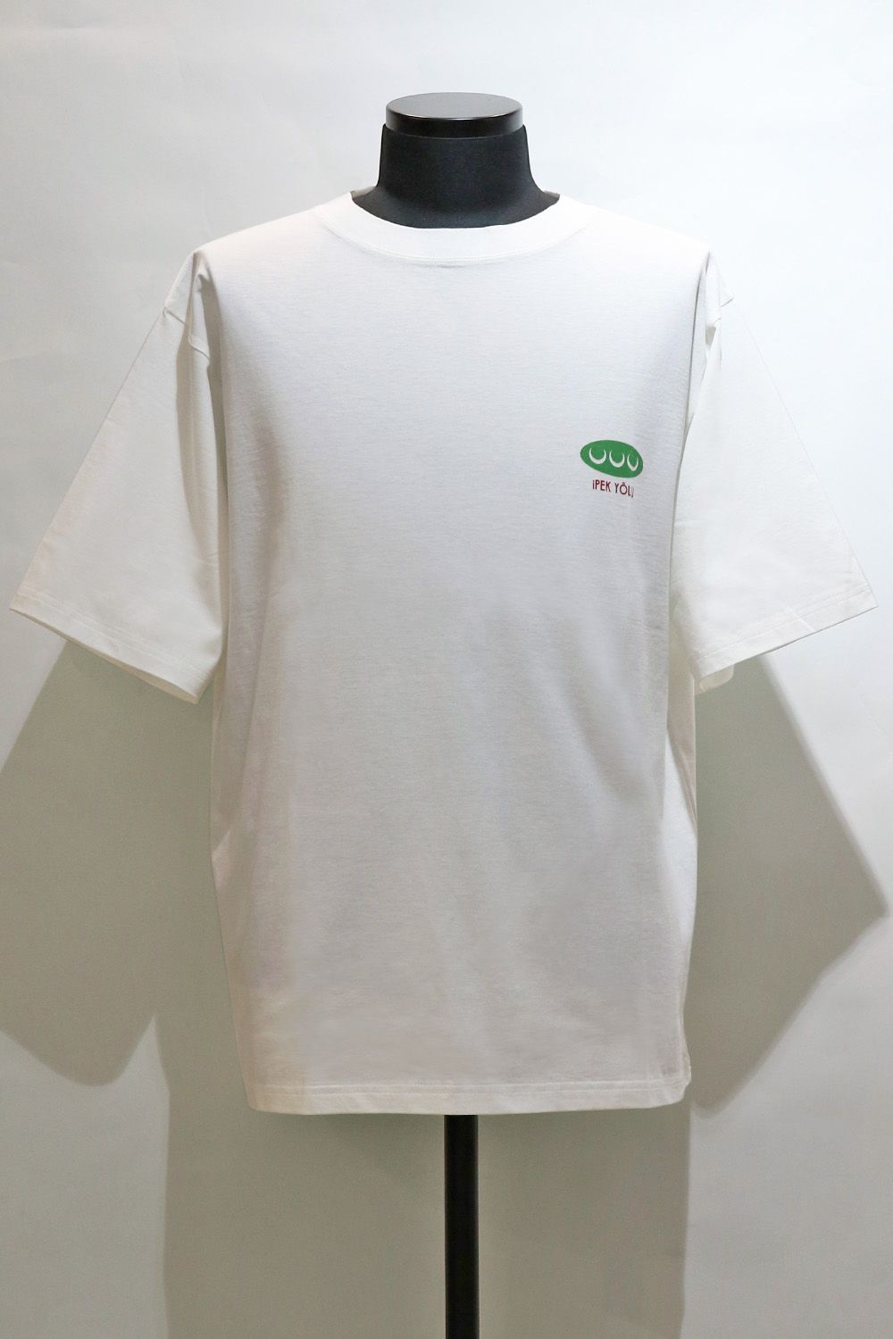 RAINMAKER - RAINMAKER×MAISON EUREKA CREW-NECK T-SHIRT MOONSTAR