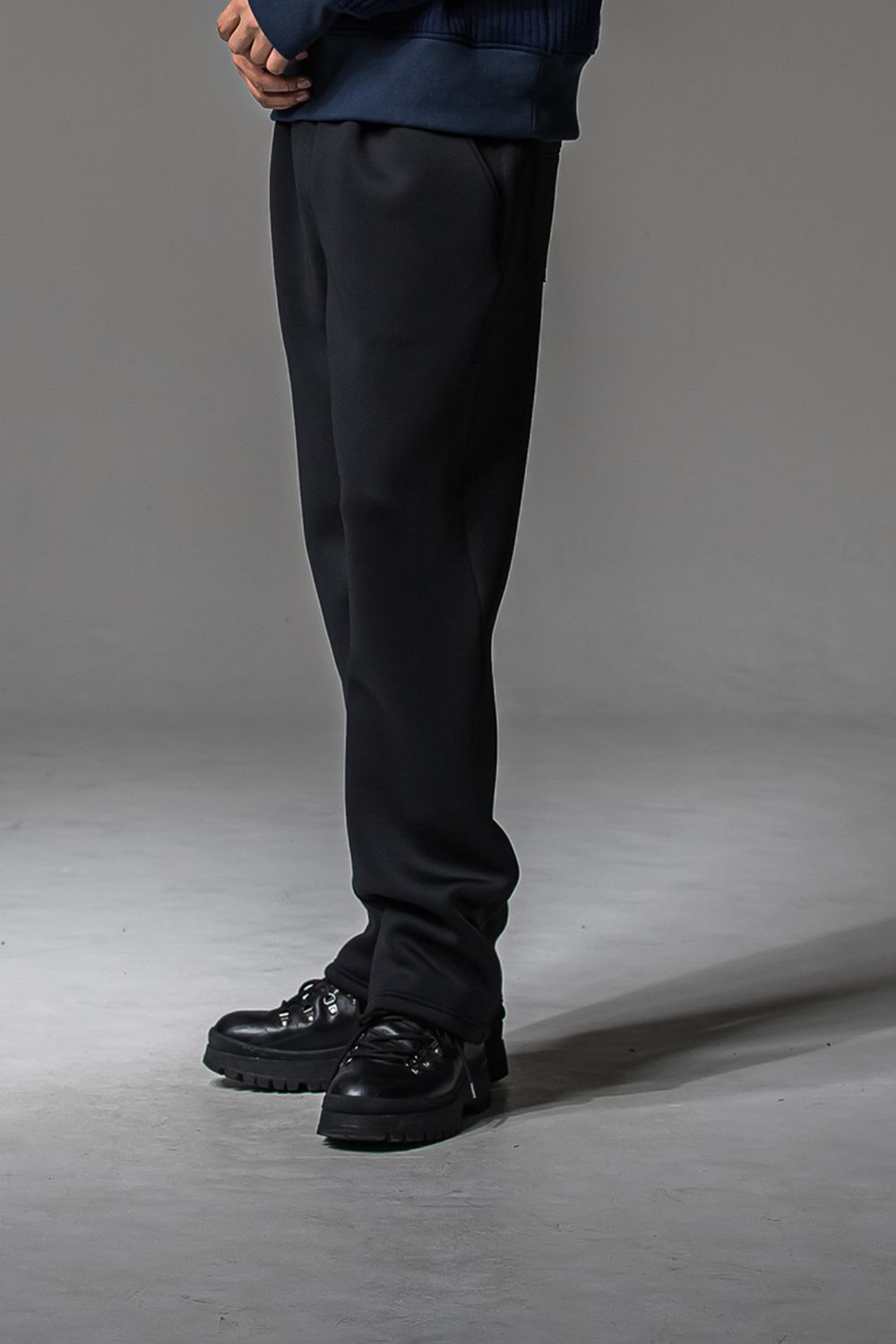 CHRIS EASY WIDE TUCK PANTS / クリス イージーワイドタックパンツ