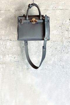 TOTE(SS) GREY × GOLD METAL - SMOOTH LEATHER