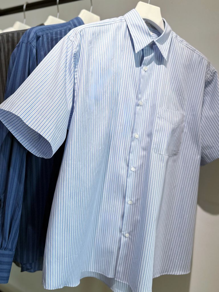 ＜MARKAWARE＞夏にぴったりの爽やかなアイテム"SOKTAS ORGANIC COTTON POPLIN STRIPE COMFORT FIT SHIRT S/S"