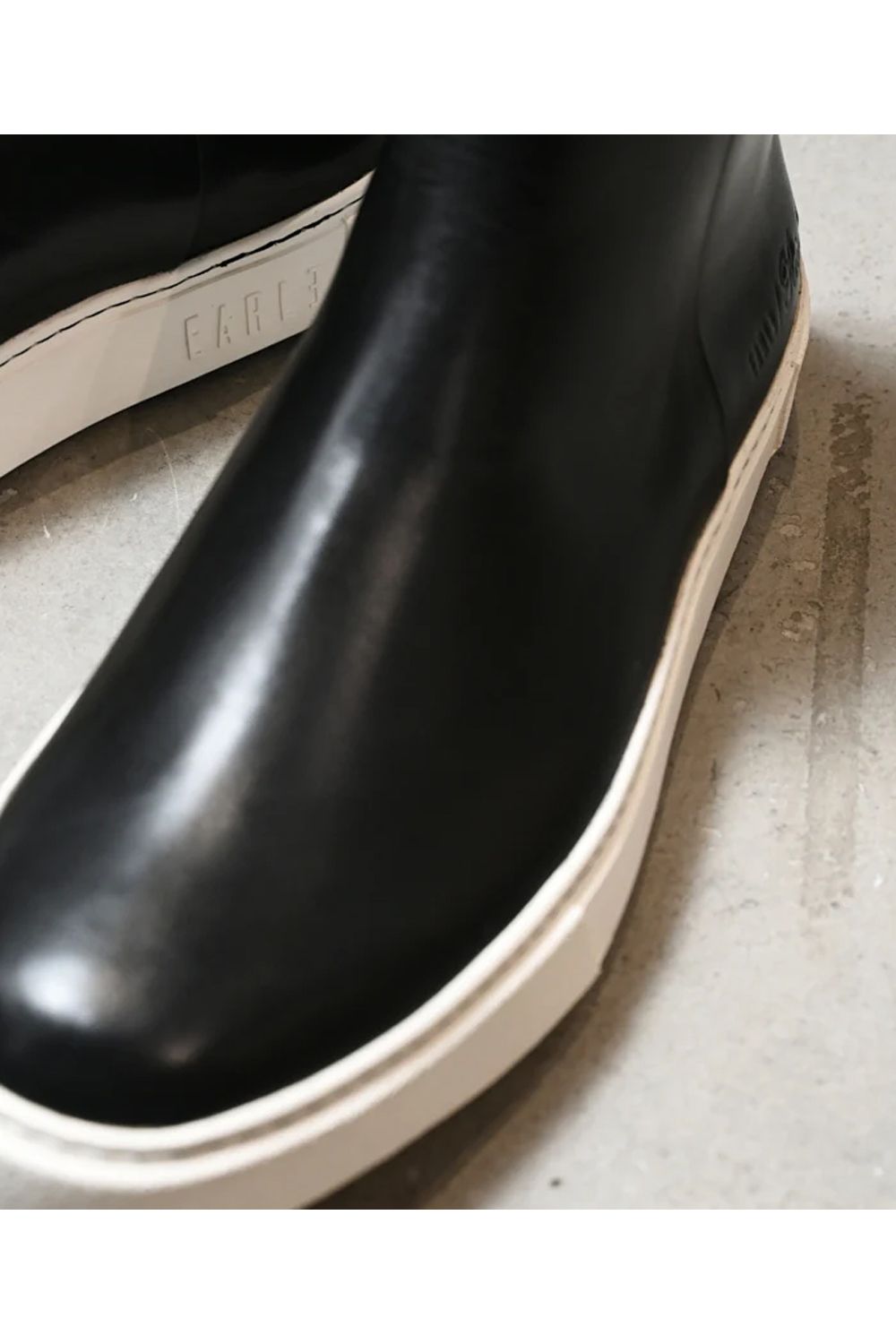 Back zip sneaker boots / バックジップ スニーカーブーツ