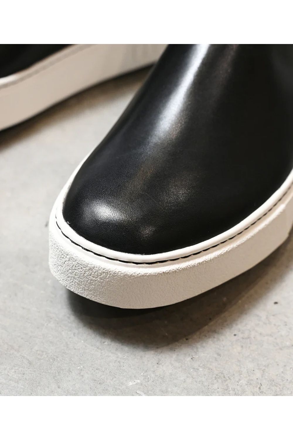 Back zip sneaker boots / バックジップ スニーカーブーツ