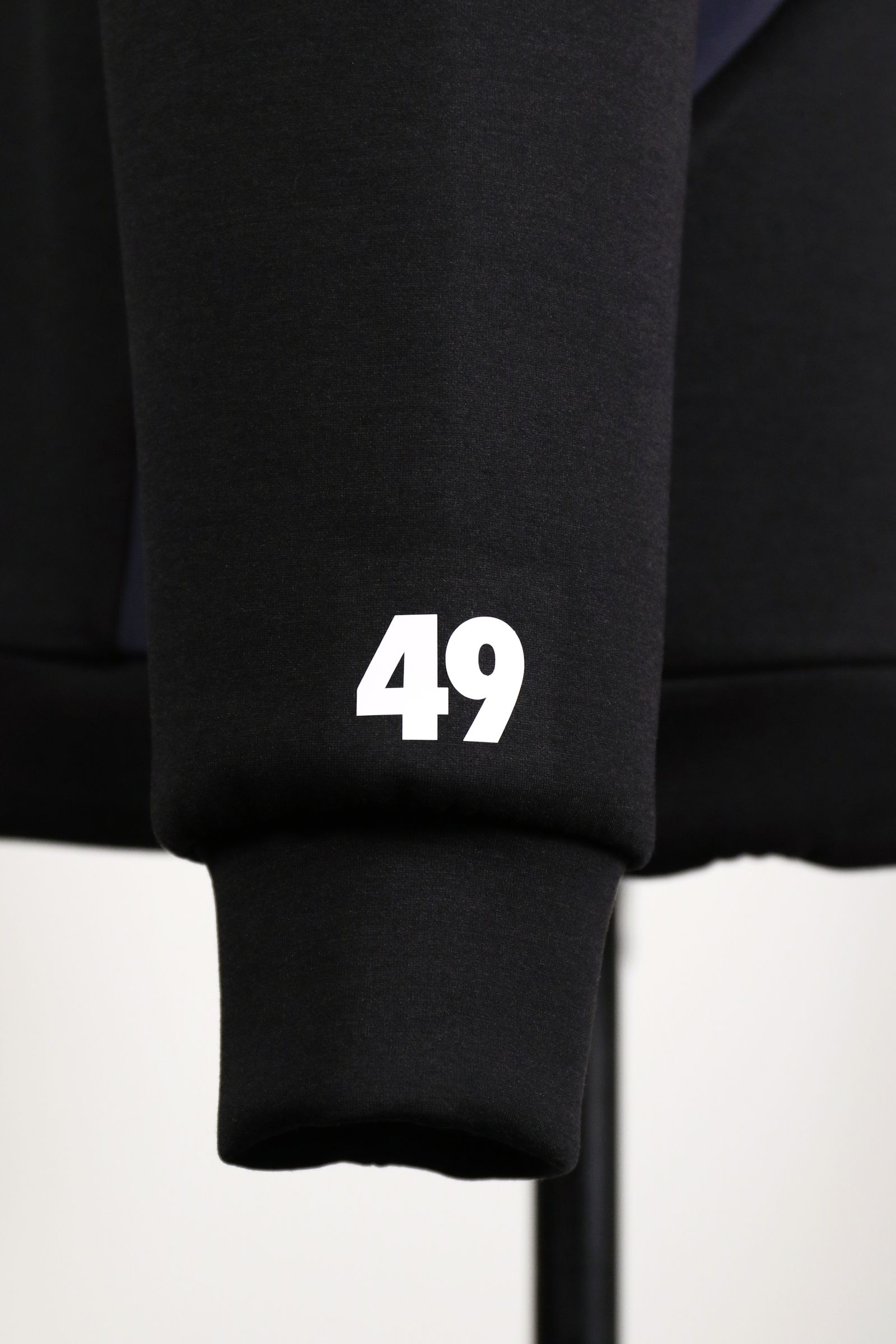TFW49 - CARDBOARD MATERIAL HALF ZIP HOODIE / カードボード