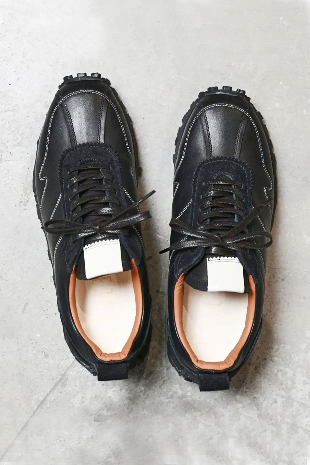 E classic leather runner (Women)