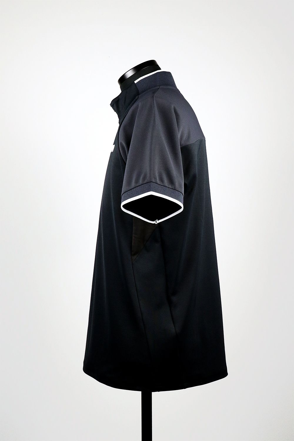 HALF ZIP COLLAR LESS / ハーフジップ カラーレス