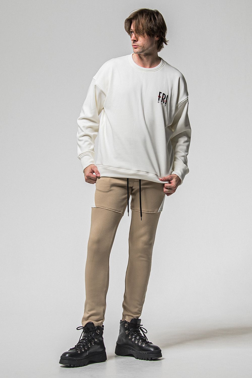 FRIDAY STANDARD LOGO VELOURS FLEECE TRINER / FRIDAYコラボ スタンダードロゴ 裏ベロアフリーストレーナー