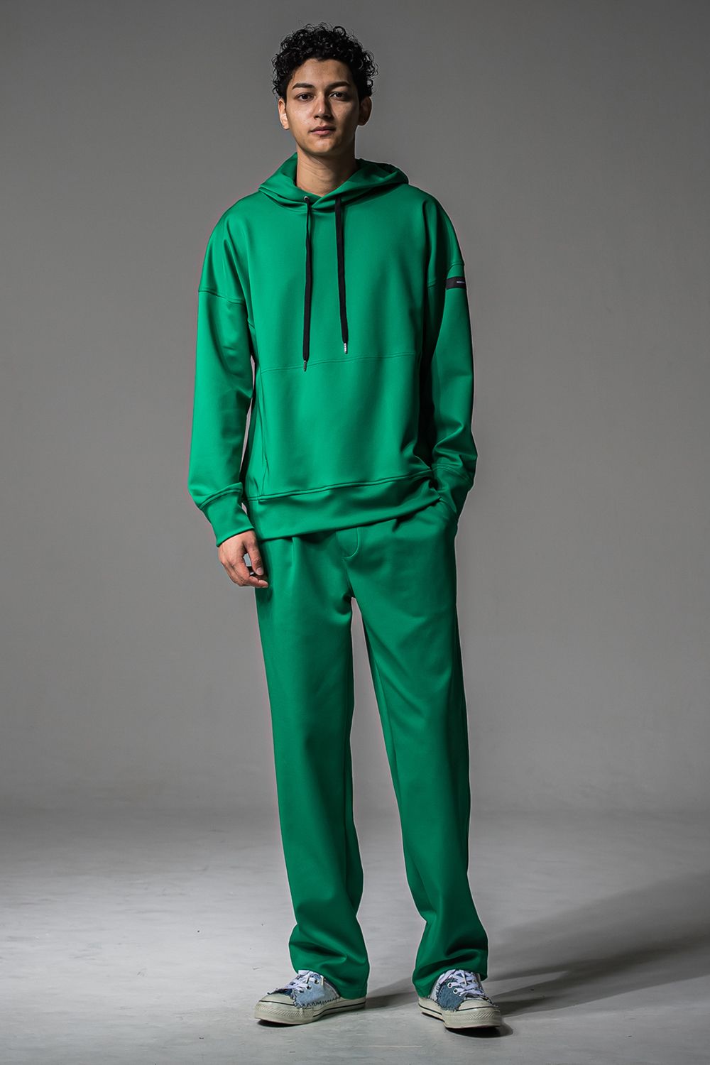 BACK ID LOOSE HOODIE / バックロゴ ルーズフーディー