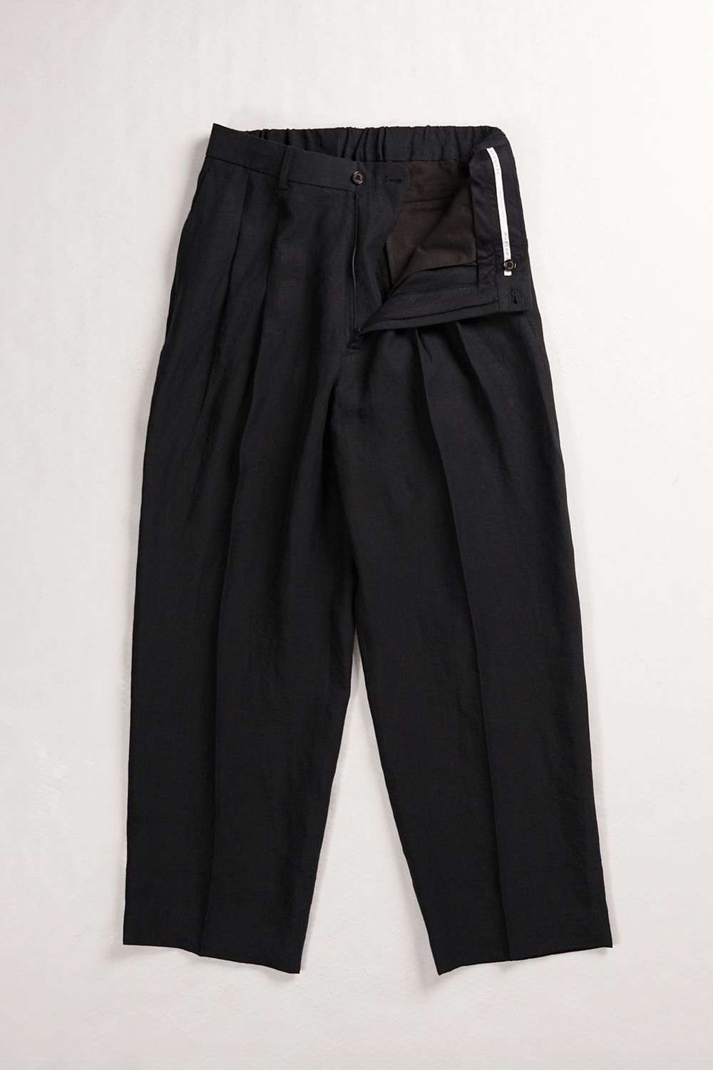 【2024】三越のお歳暮・冬ギフト MARKAWARE DOUBLE FIT CLASSIC TYPEWRITER-CLOTH HEMP 80/1 - パンツ