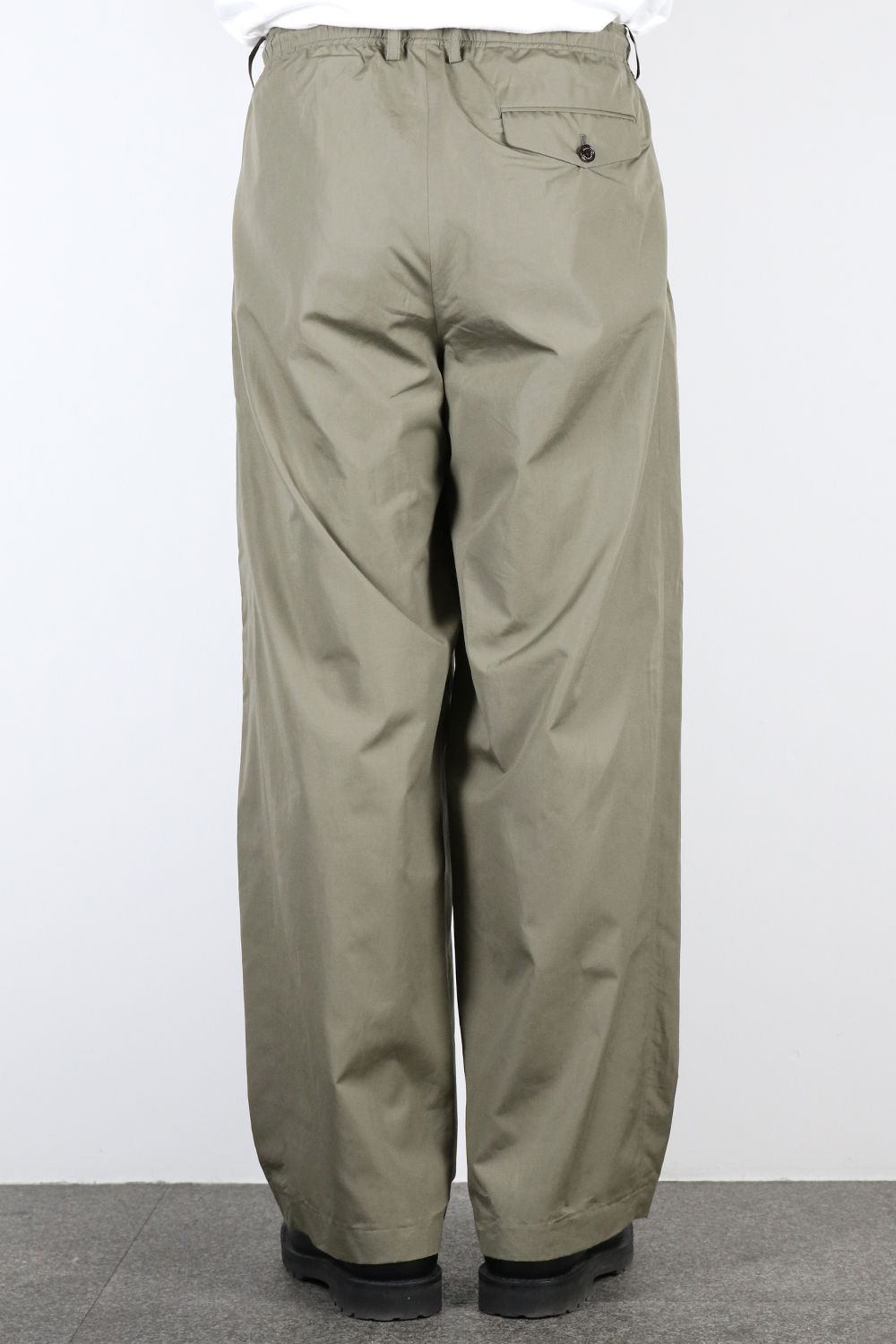 MARKAWARE - ULTRA LIGHT ALL WEATHER CLOTH TRIPLE PLEATED EASY TROUSERS /  ウルトラライト オールウェザークロス トリプルプリーテッド イージートラウザーズ | laid-back