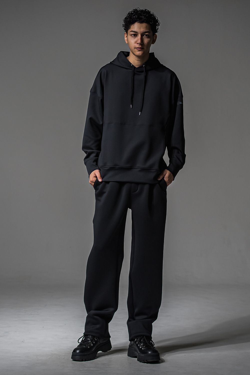 CHRIS EASY WIDE TUCK PANTS / クリス イージーワイドタックパンツ
