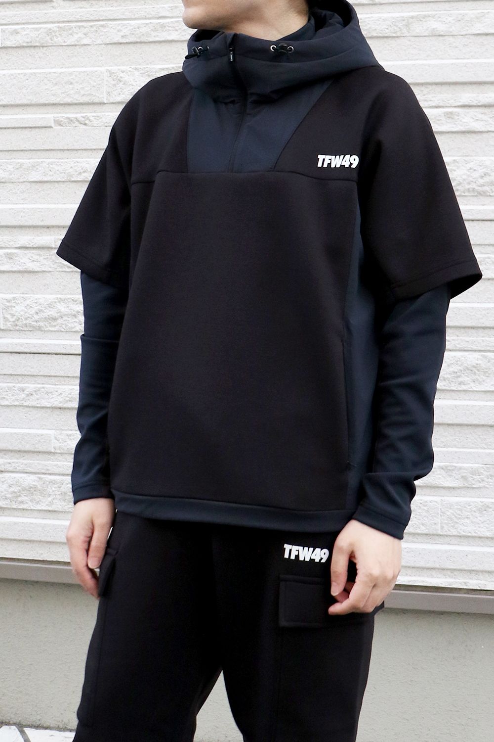 CARDBOARD MATERIAL SHORT SLEEVE HOODIE / カードボード マテリアル ショートスリーブ フーディー