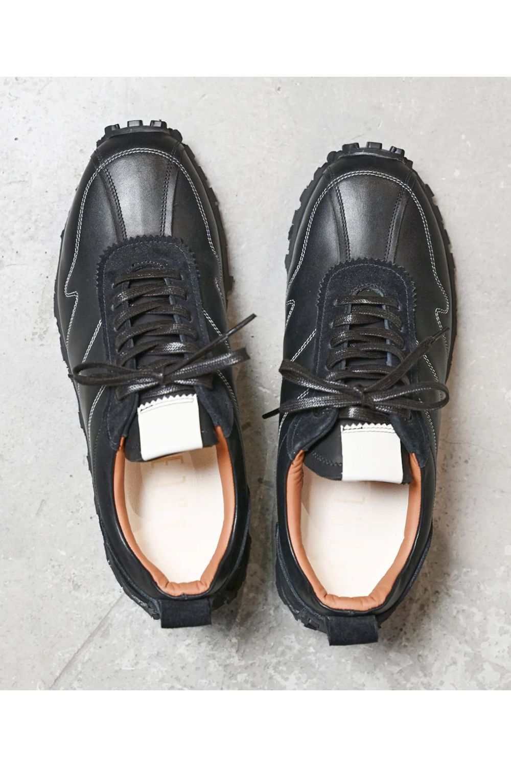 E classic leather runner (Women)