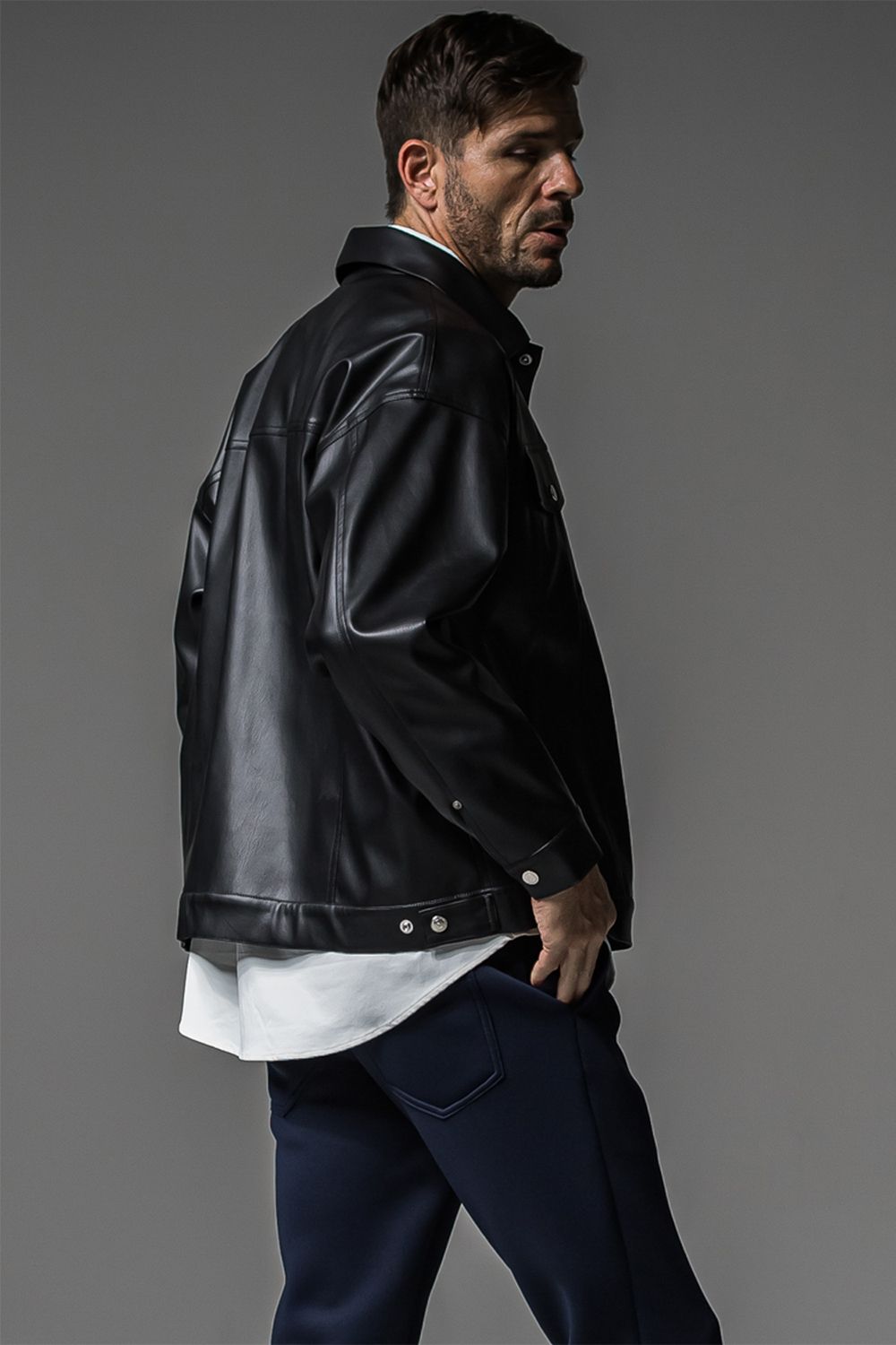 LEATHER OVER 3RD G / オーバーサイズ エコレザーGジャン