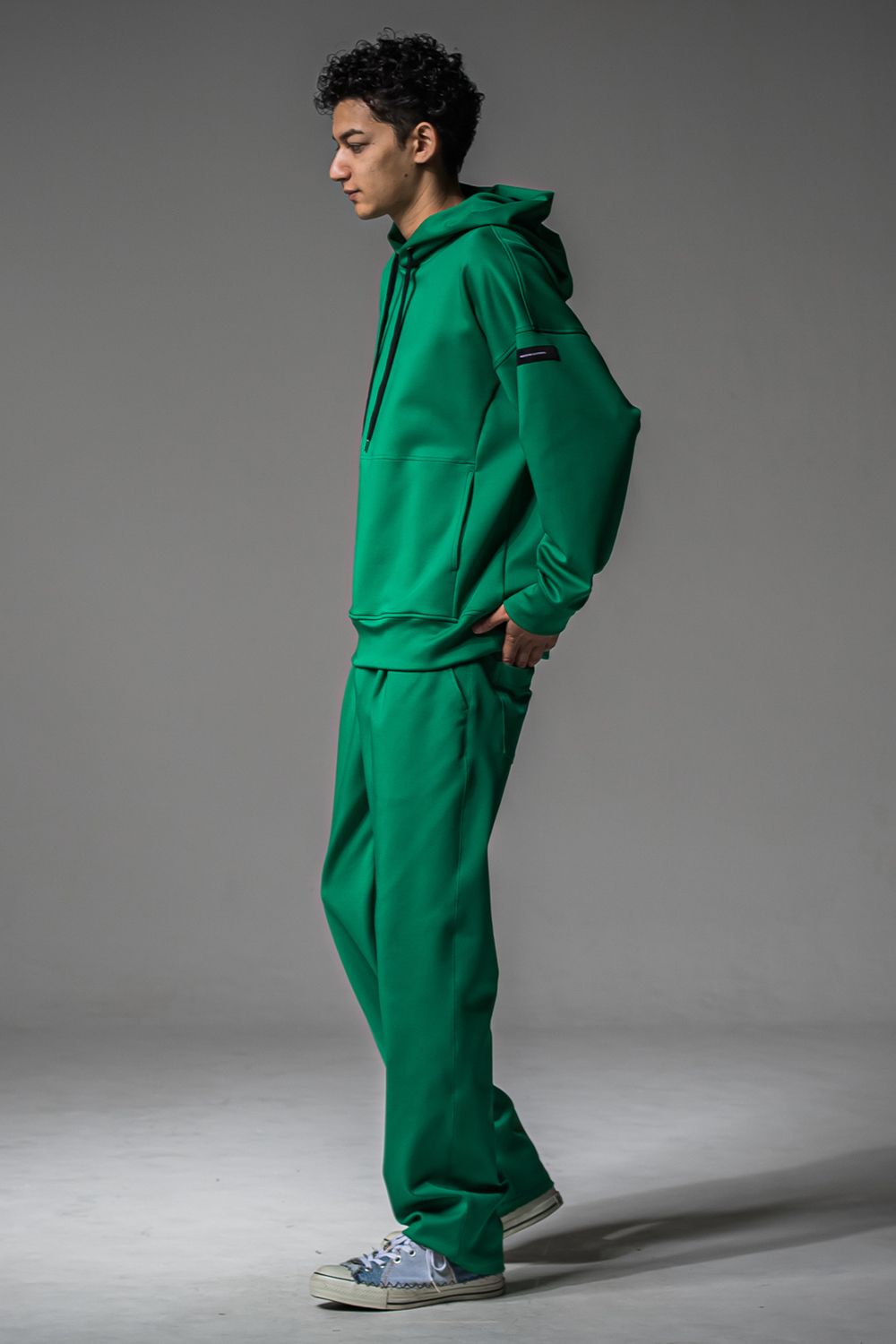 BACK ID LOOSE HOODIE / バックロゴ ルーズフーディー