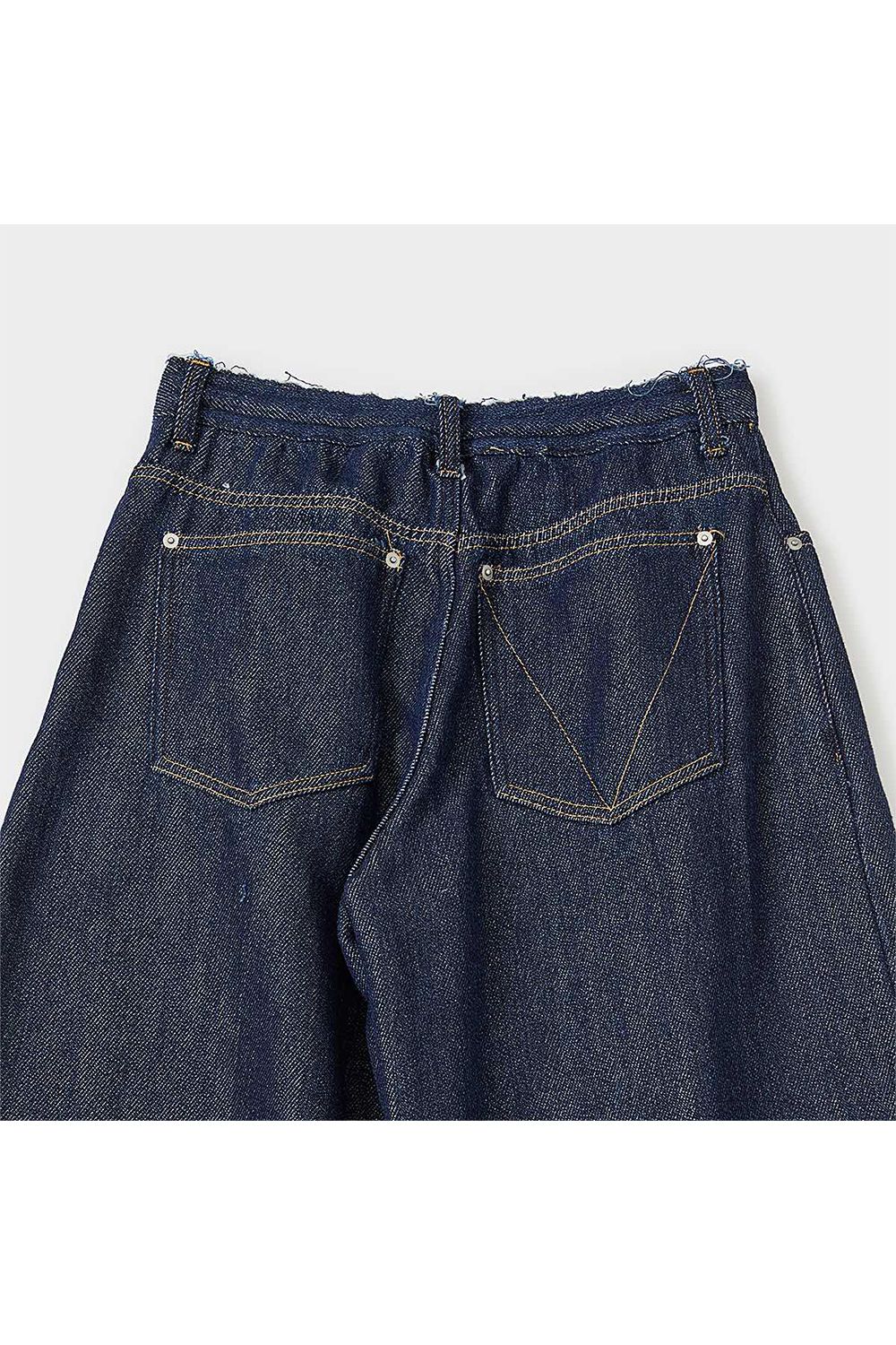 Loose twist yarn denim barrel PT / ルーズ ツイスト ヤーン デニム バレル パンツ