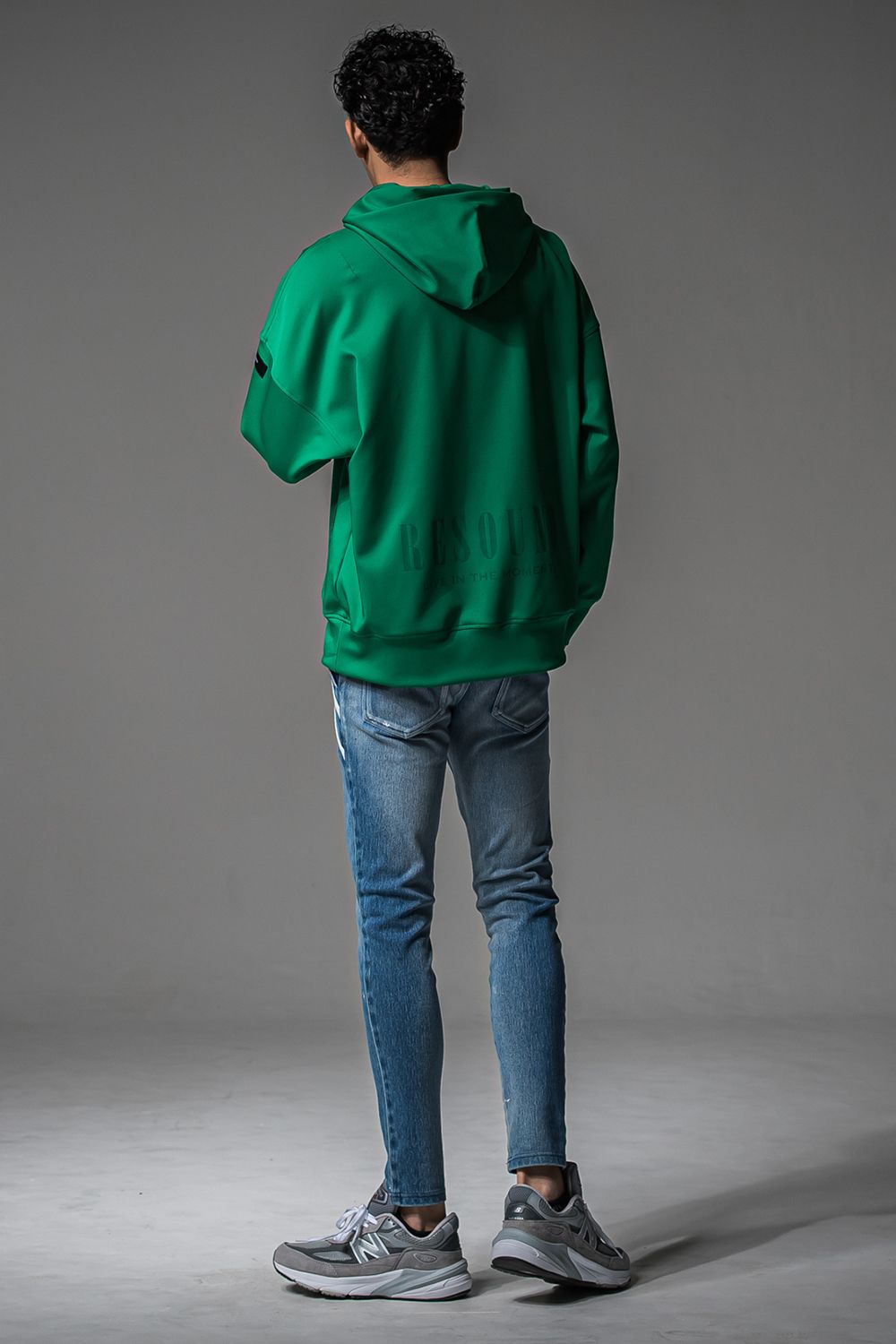 BACK ID LOOSE HOODIE / バックロゴ ルーズフーディー