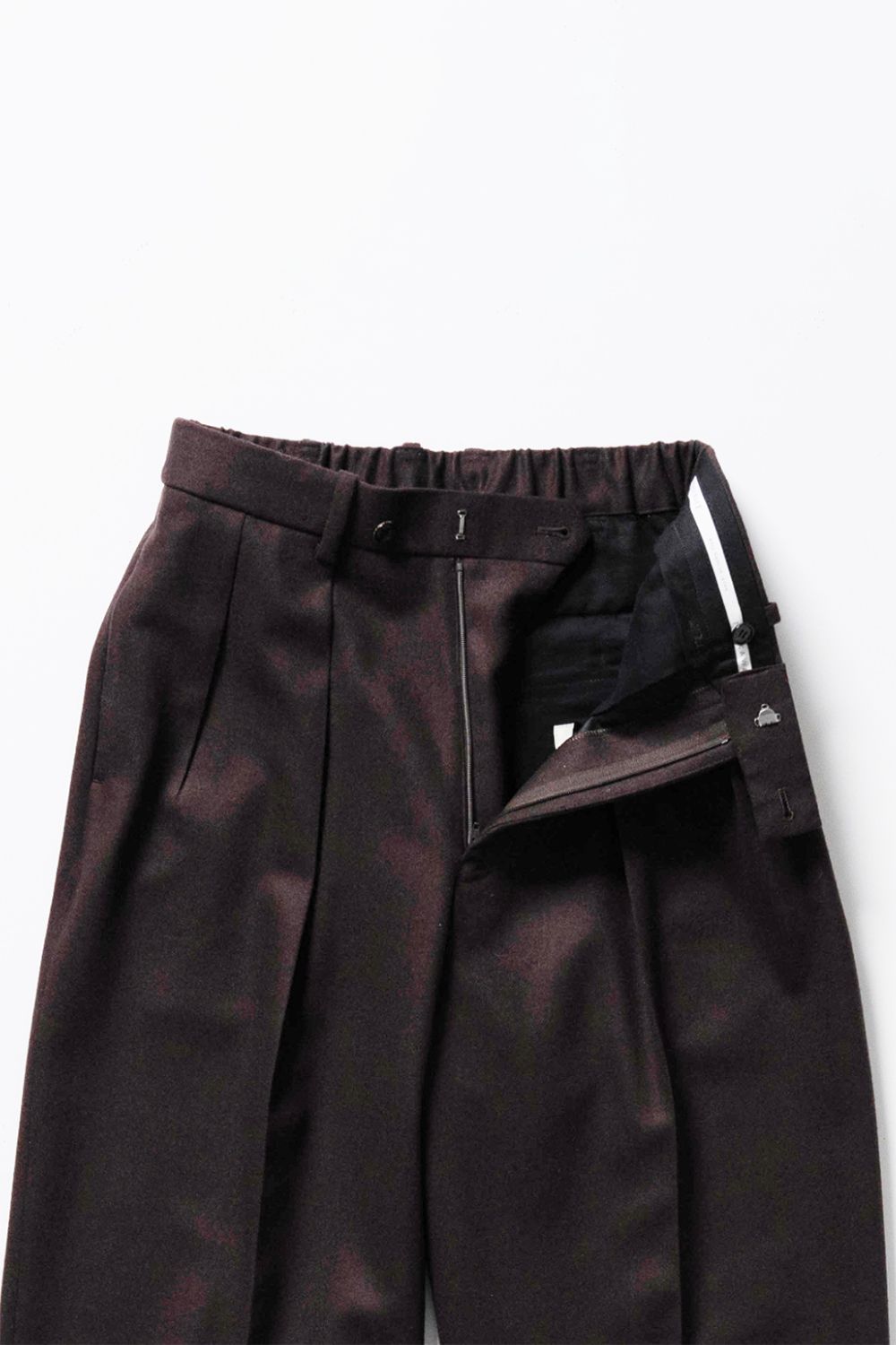 MARKAWARE - ORGANIC WOOL FLANNEL DOUBLE PLEATED TROUSERS