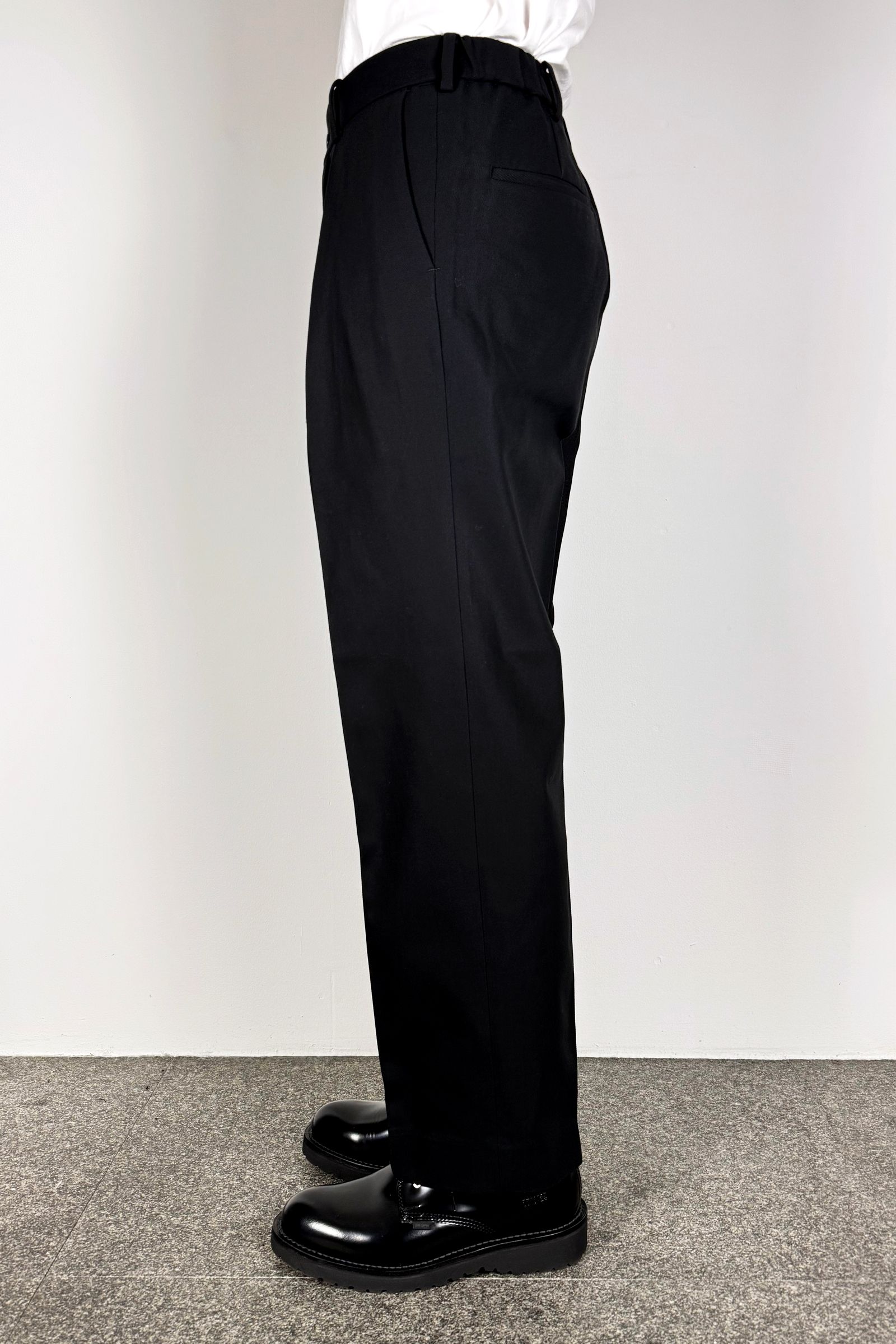 ORGANIC COTTON SURVIVAL CLOTH ONE TUCK TAPERED TROUSERS / オーガニックコットン サバイバルクロス ワンタック テーパード トラウザーズ