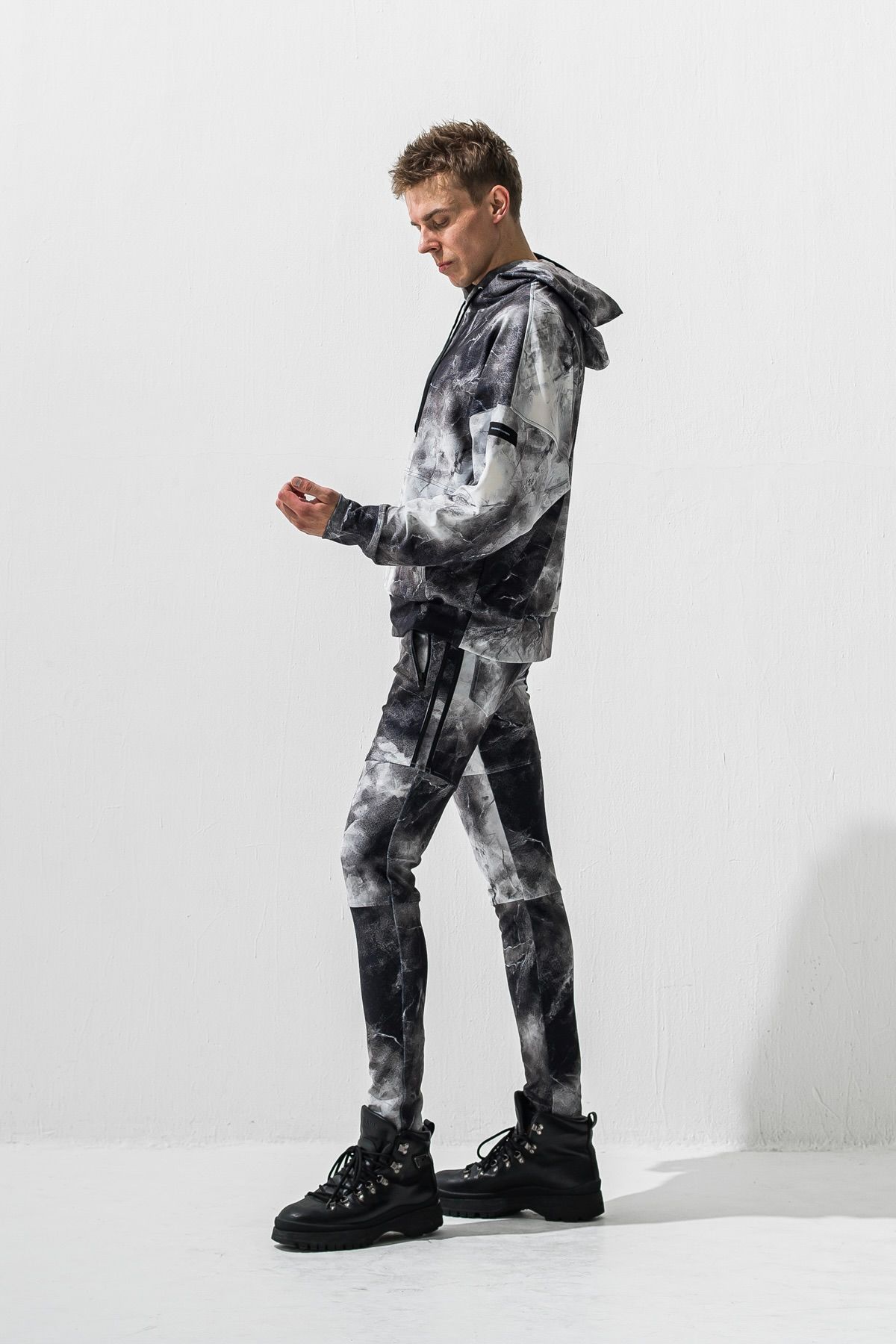OVER HOODIE / オーバーフーディ