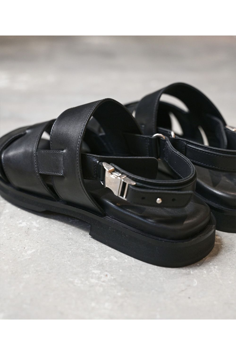 Band & SR buckle sandals / バンド アンド サイドリリースバックル レザー  サンダル
