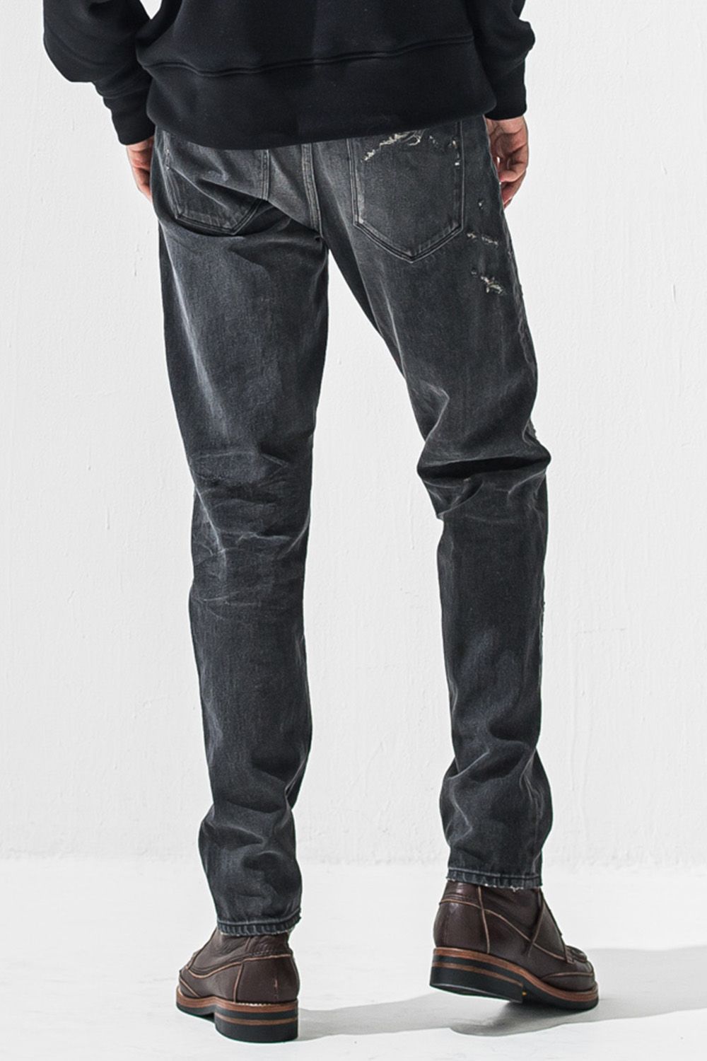 Scott jeans / スコット レギュラーテーパードシルエット デニム